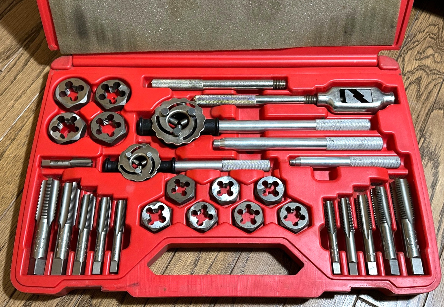 🇺🇸 MAC Tools 25pc JUMBO METRIC Tap Die Set Lot Rethreading Cutting Mechanic
