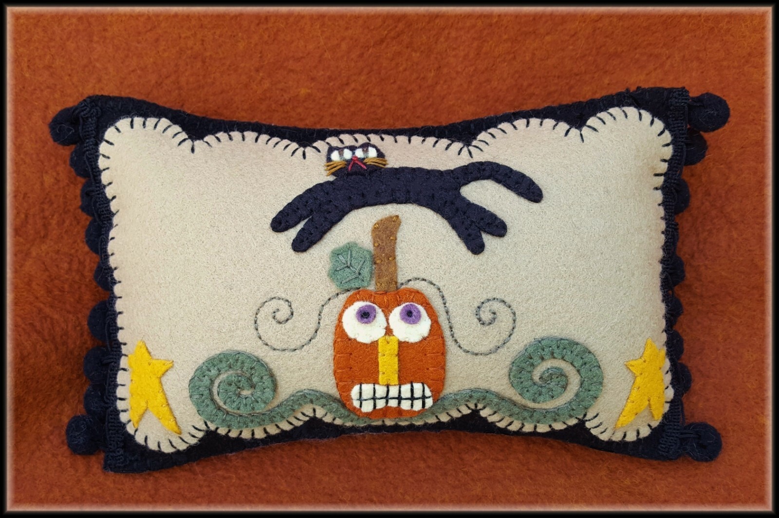 *Mischief Night* Halloween Pumpkins~Table Mat/Penny Rug & Mini Pillow *PATTERN*