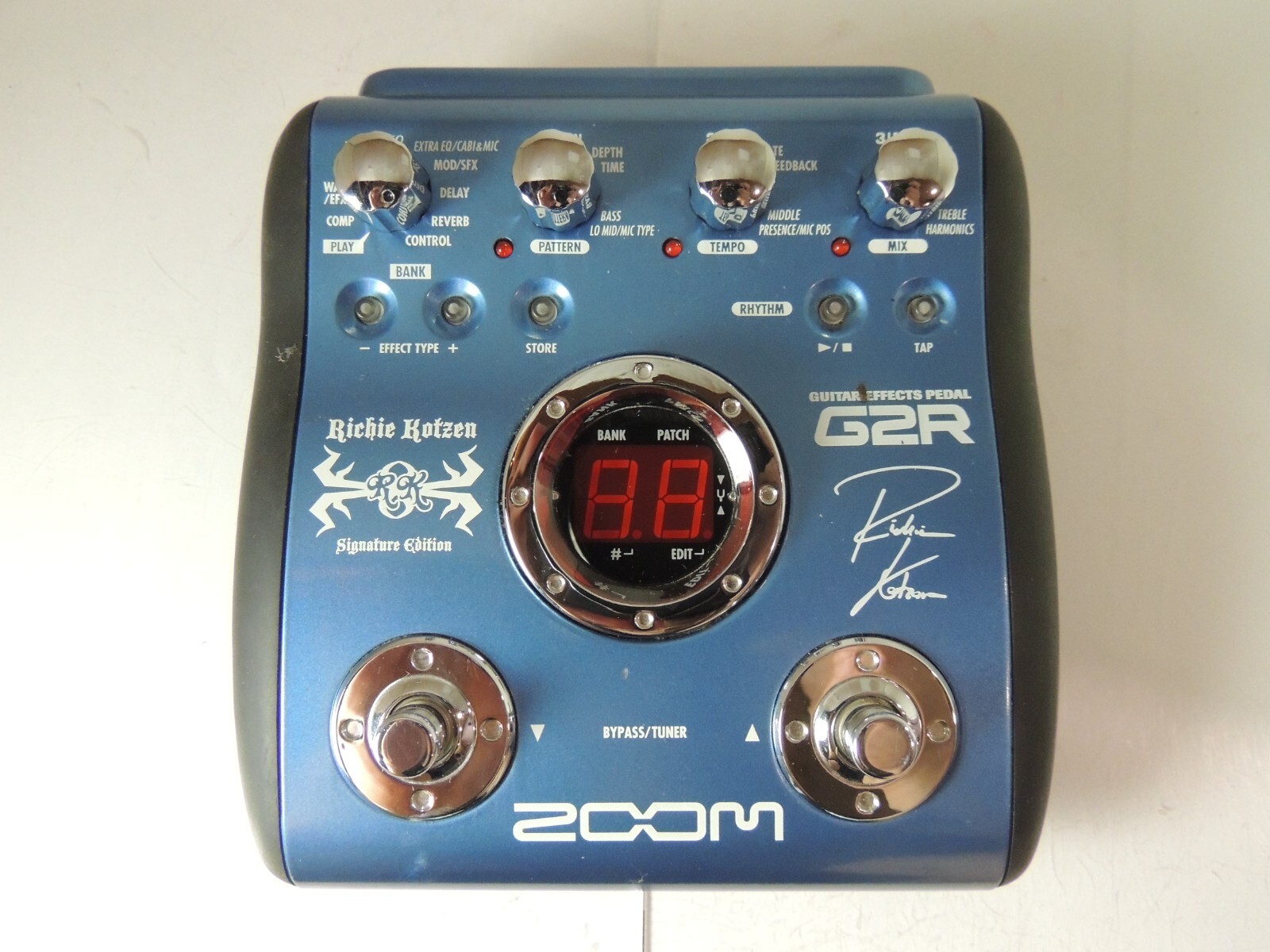 Zoom G2R Richie Kotzen Signature Multi Effects Pedal Free USA Shipping