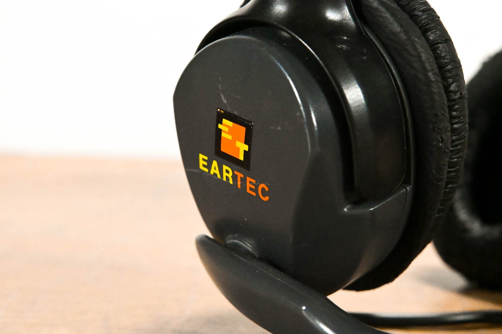Eartec Double-Ear Wired Headset with Boom Mic CG01060