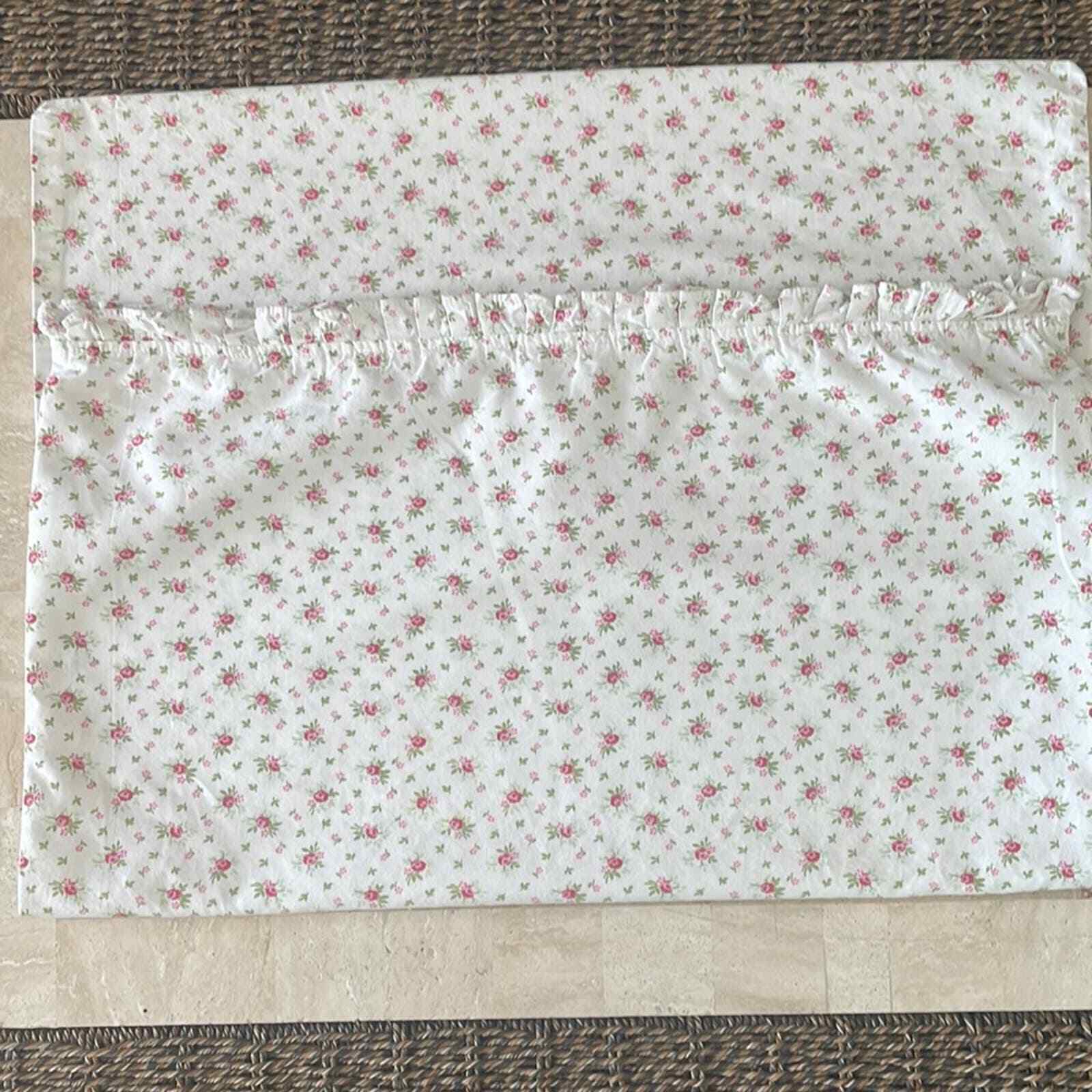 Vintage flowered ruffled pillowcase