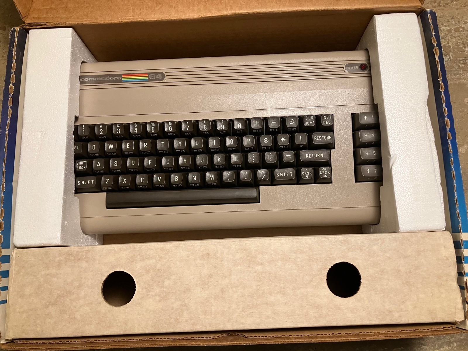 Vintage 1983 Commodore 64-Collector Cond.-OEM parts, papers, pkg-Orig. Owner