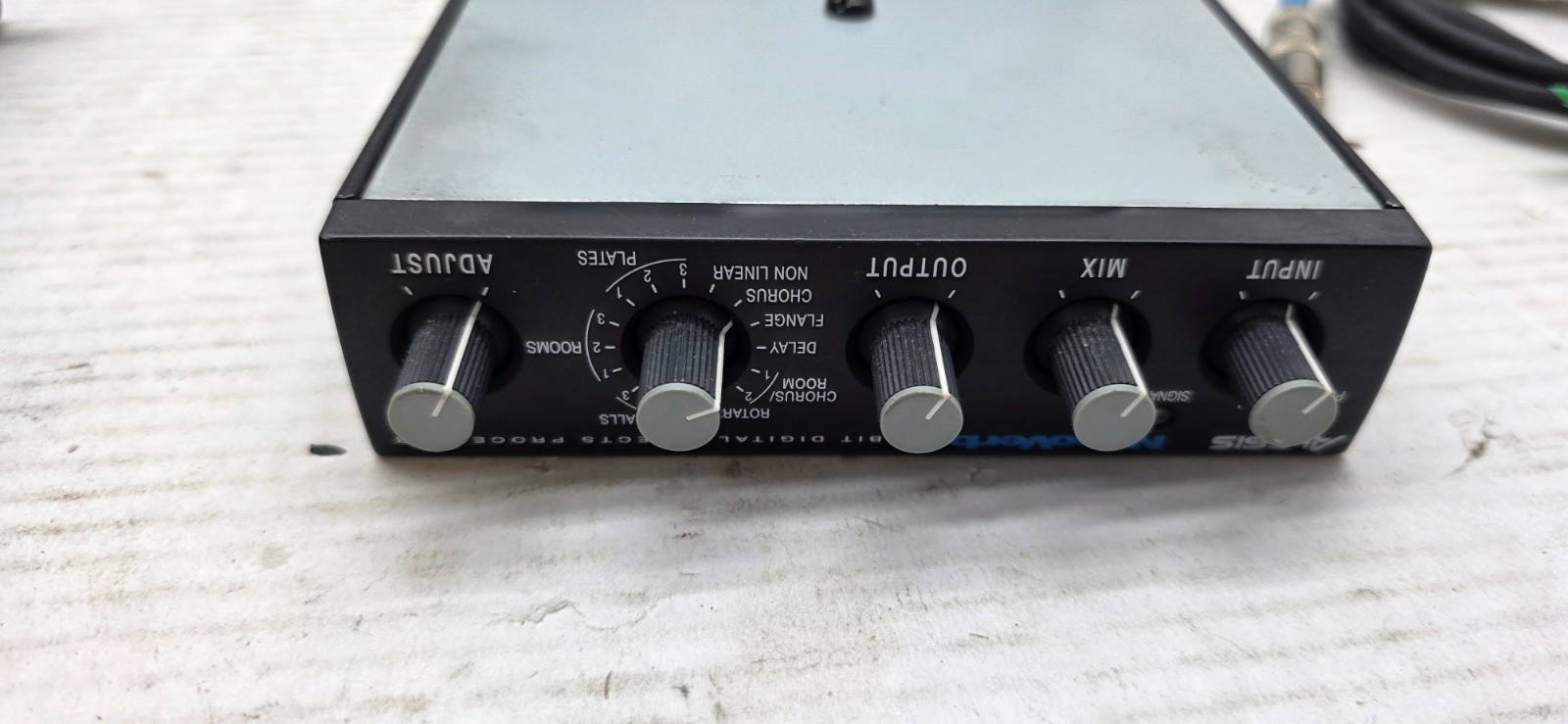 ALESIS NANOVERB 18 BIT DIGITAL EFFECTS PROCESSOR POWER PACK MANUAL DRUMS GUITAR