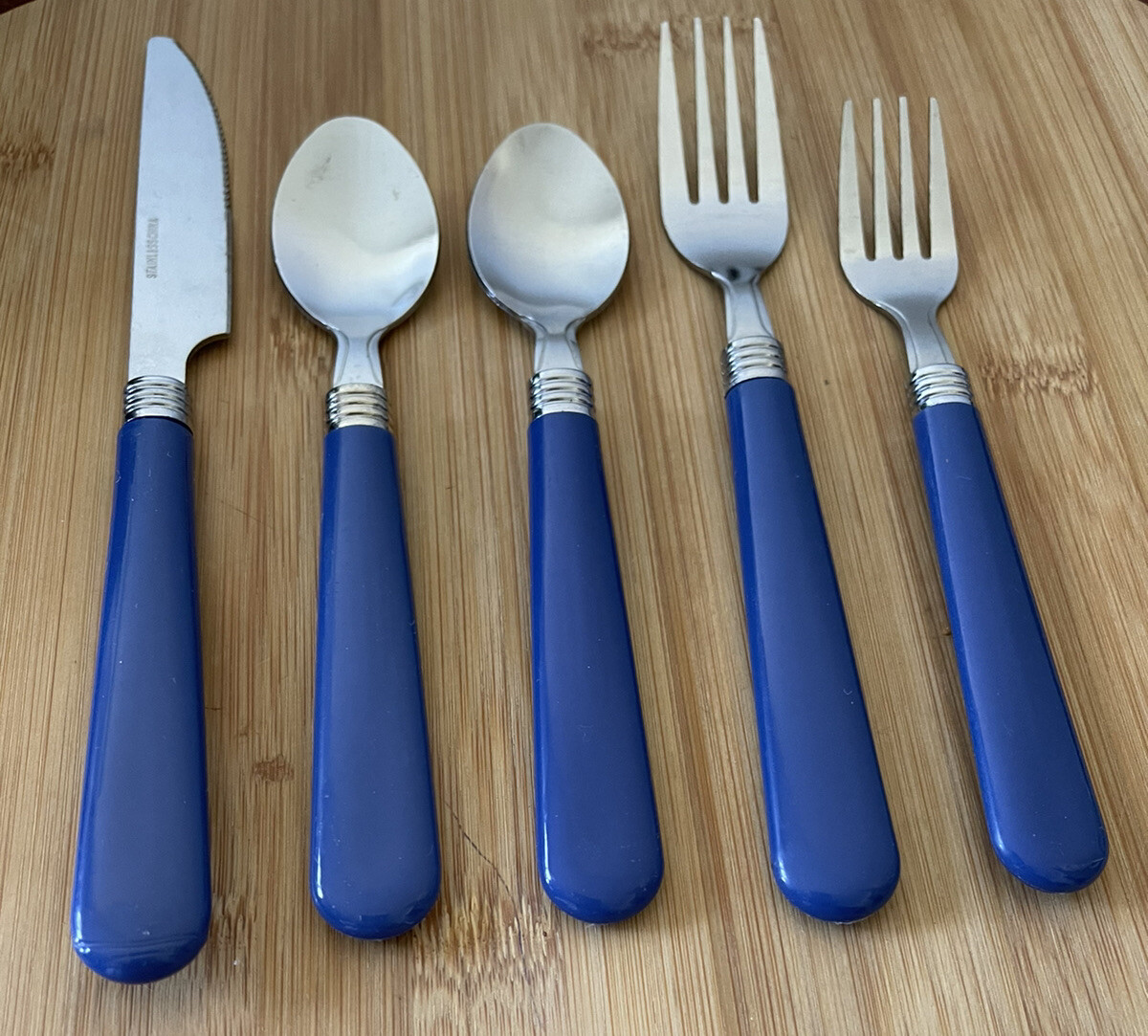 Gibson? Stainless Plastic BLUE 5 pc Set ~2 teaspoons 1 knife 1 salad fork 1 fork