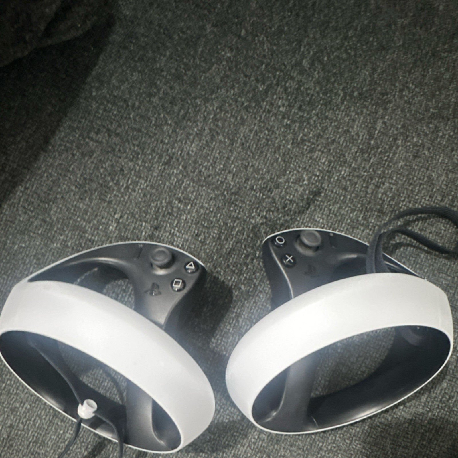 PlayStation VR2 Wired White Headset Bundle with Controllers & Earbuds