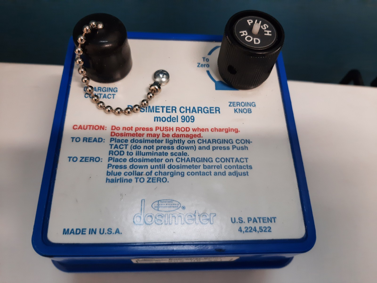 DOSIMETER MODEL 909 CHARGER