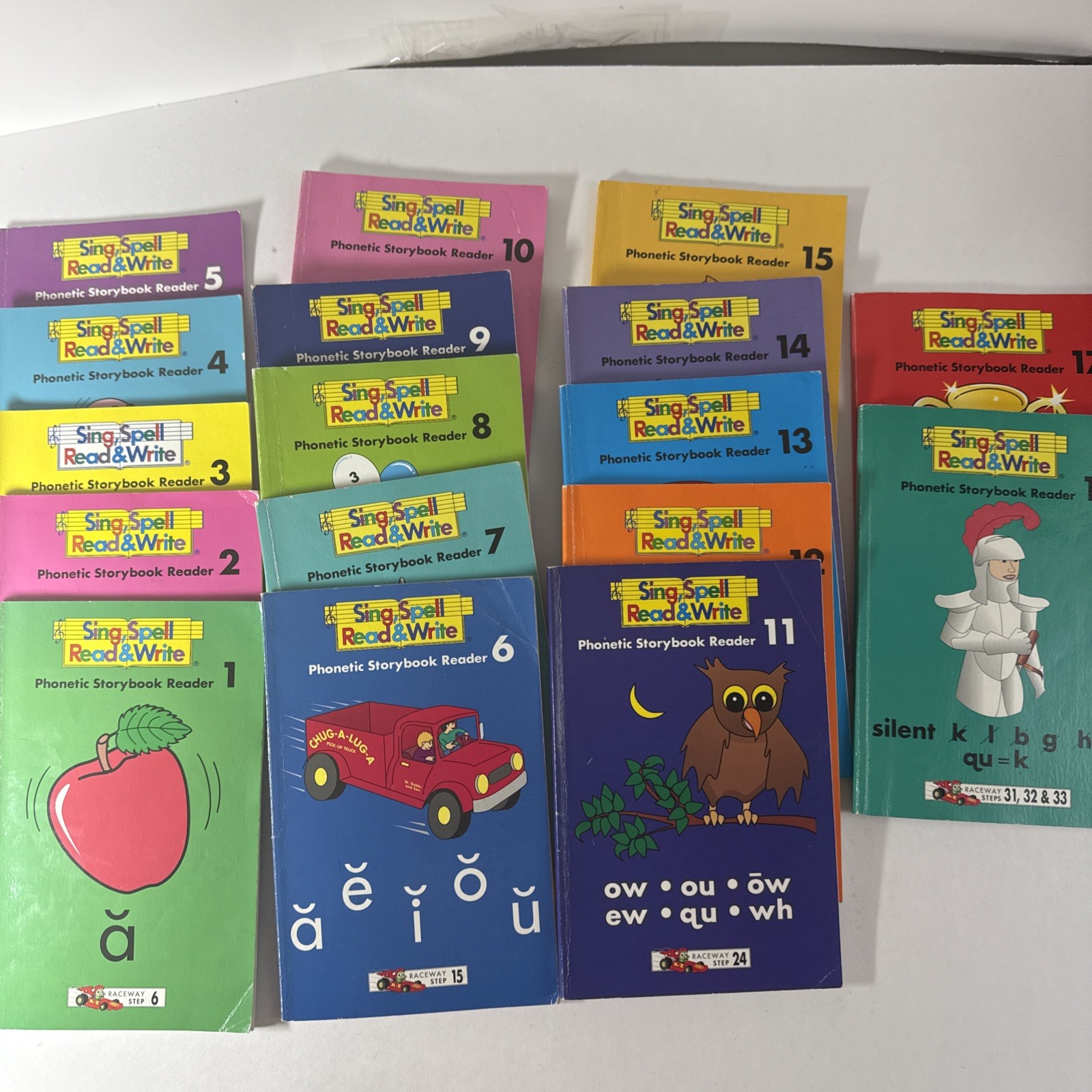 Sing, Spell, Read And Write- Level 1 Readers 1-17 (Complete Set) Brand New