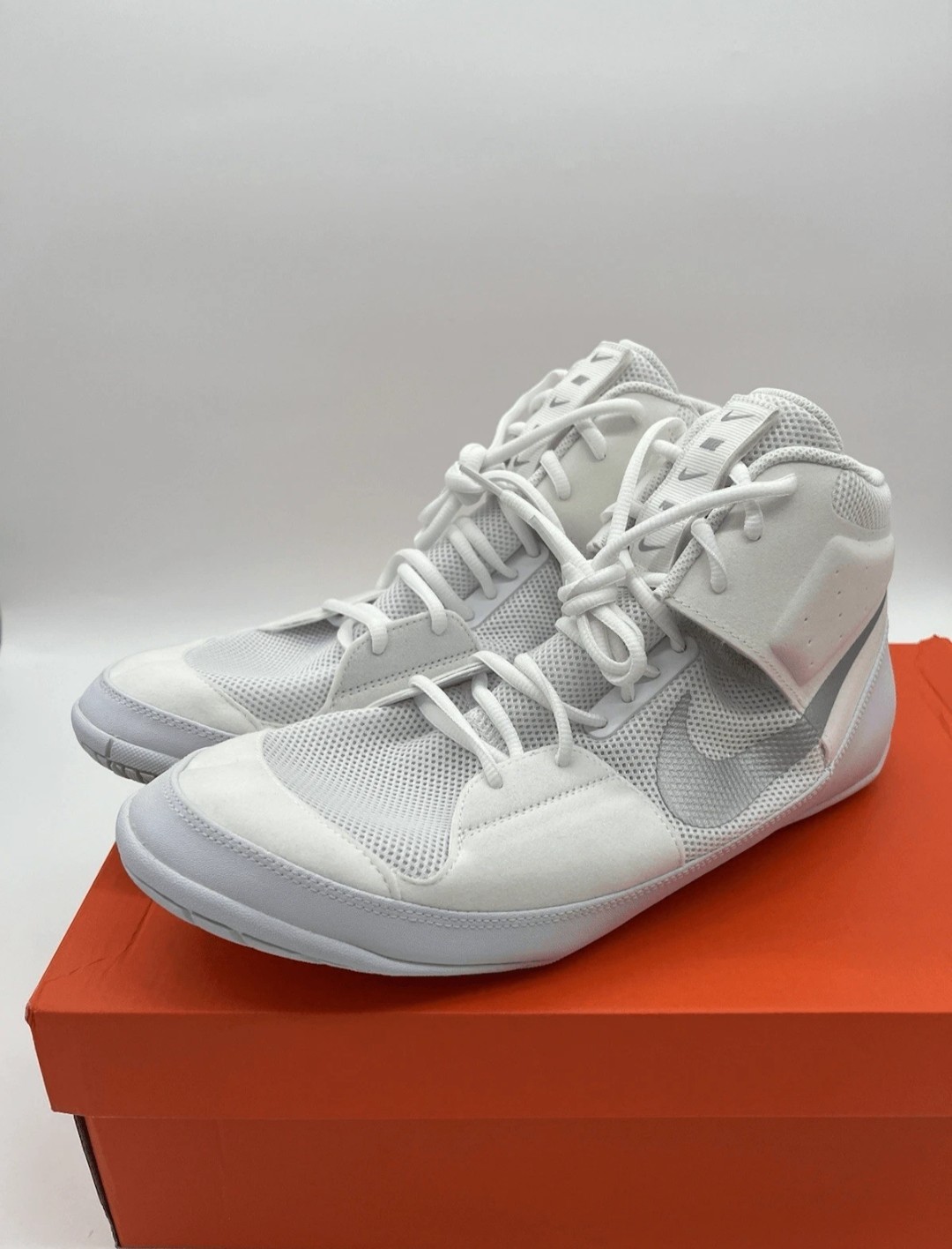 Nike Fury Wrestling Shoes Men's Size 10.5 MMA Combat White Grey AO2416-102