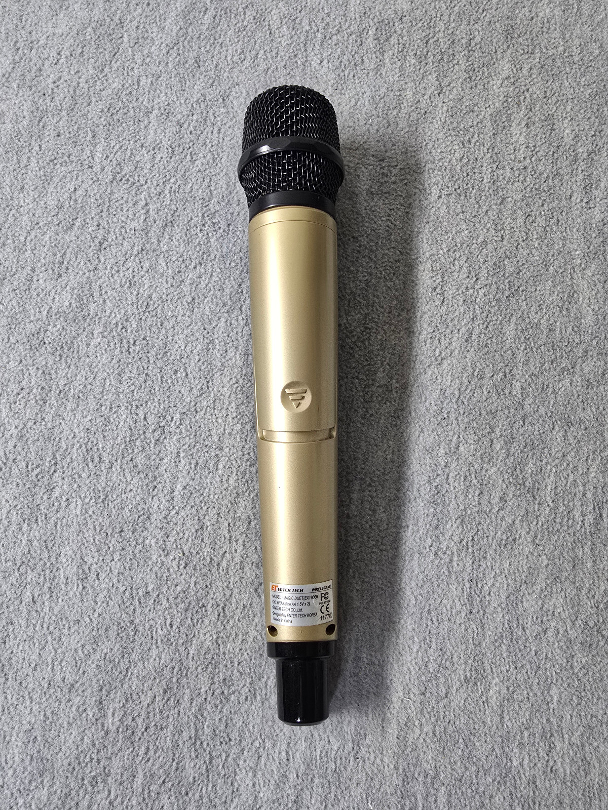 Magic Sing ET19KV Microphone ENTER TECH WIRELESS MIC MODEL Magic Duet (EX19DD )
