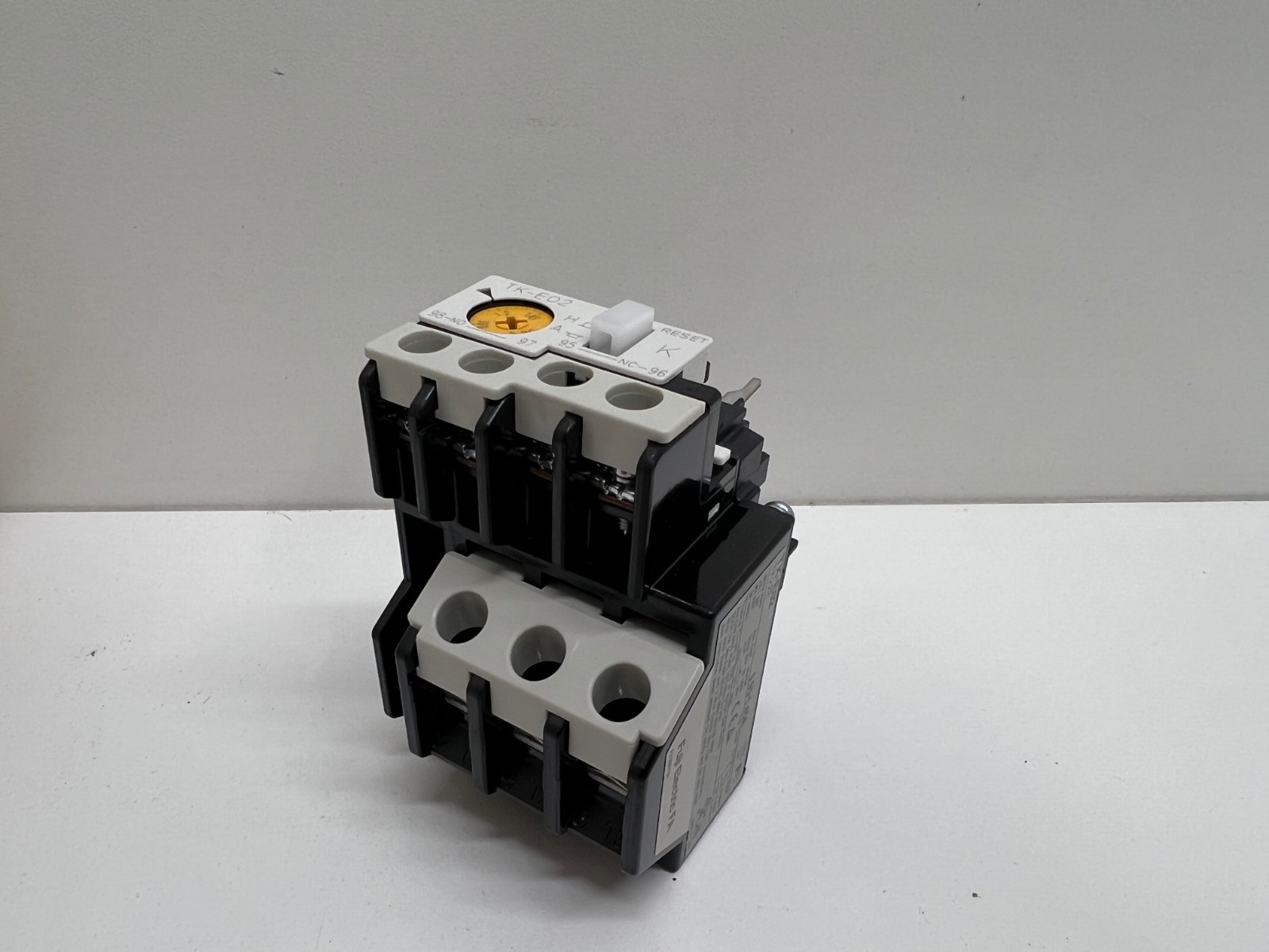 NEW OLD STOCK! FUJI 0.95-1.45A THERMAL OVERLOAD RELAY TK-E02