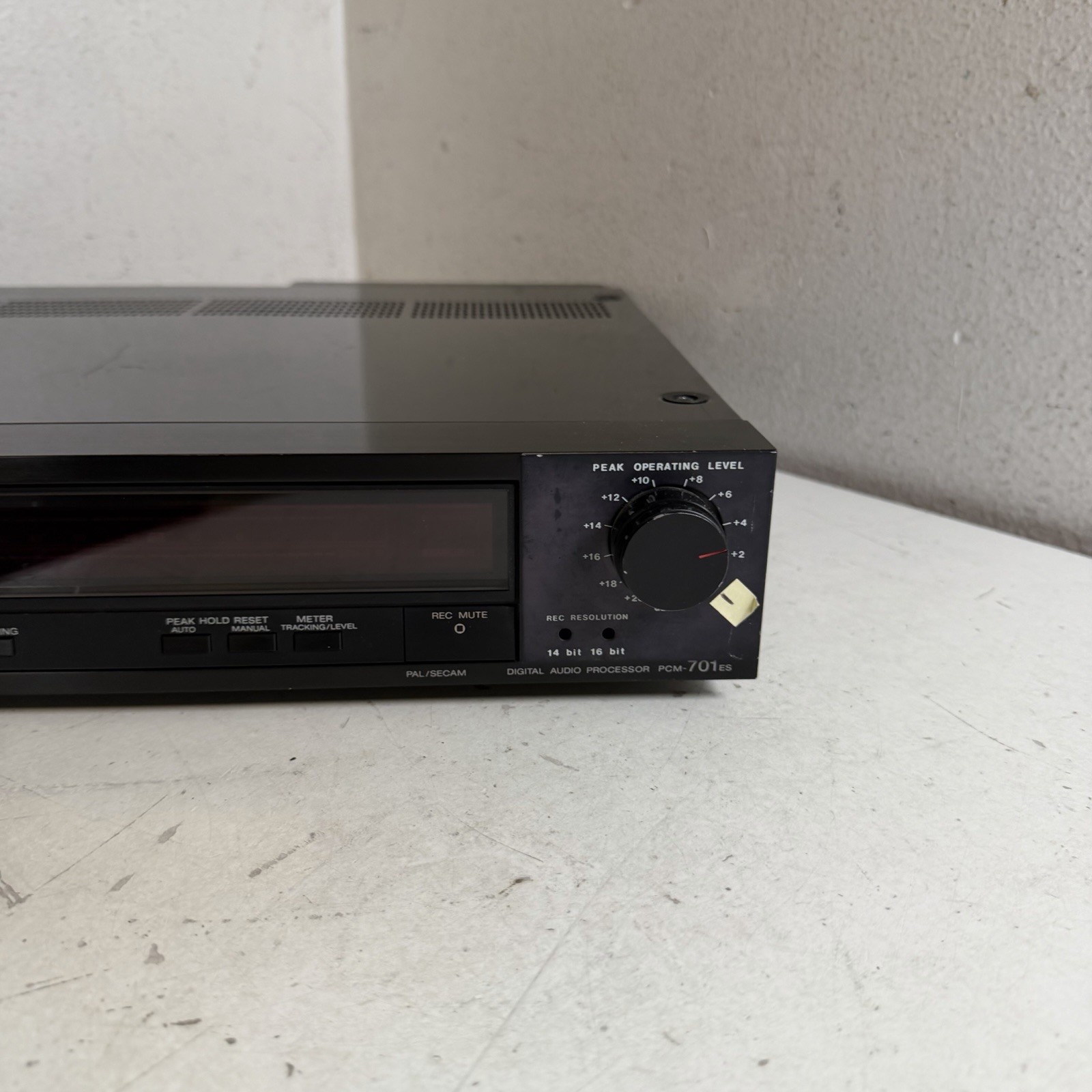 SONY PCM-701ES DIGITAL AUDIO PROCESSOR - No Power Cord