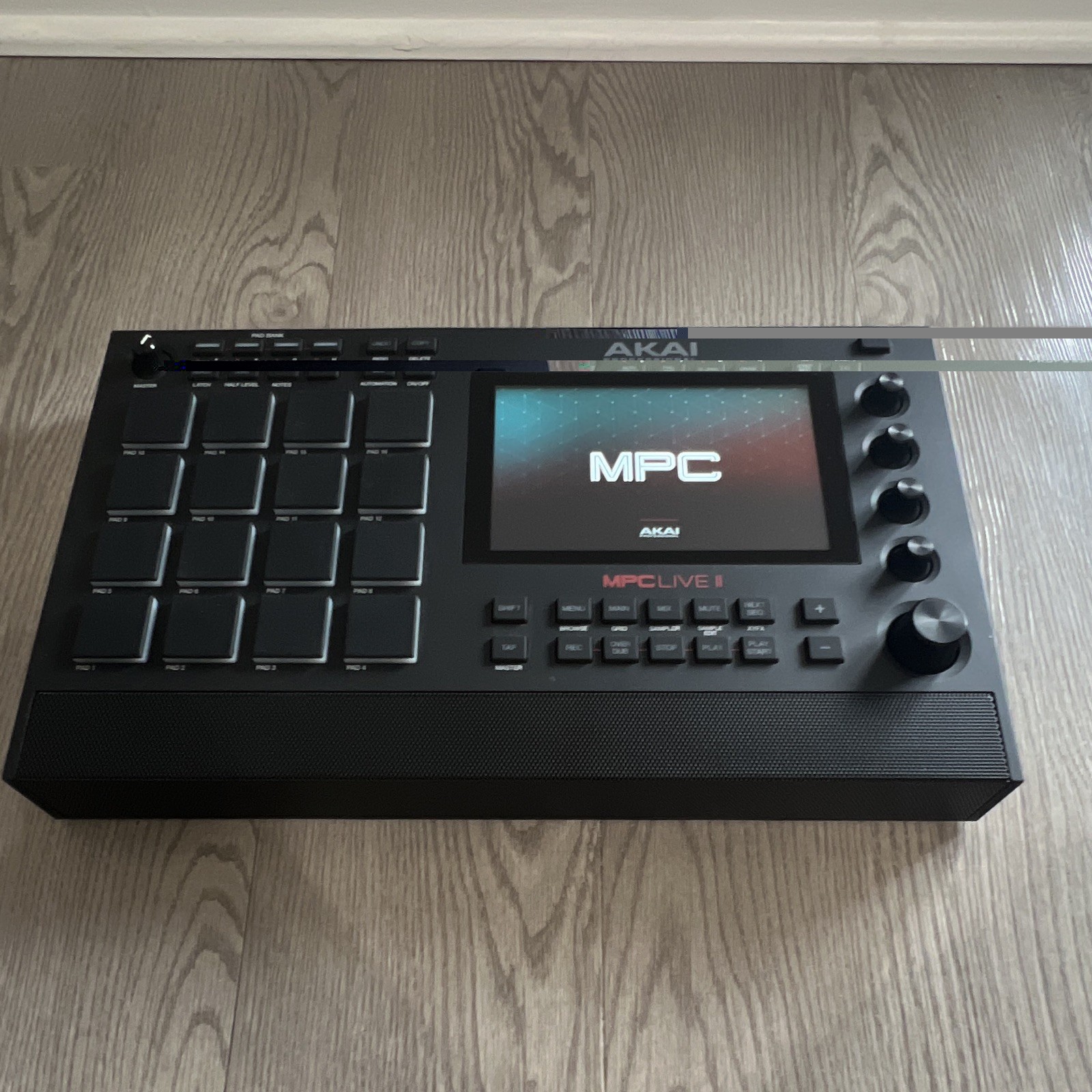 Akai Professional MPC Live II Digital Tabletop Sampler Sequencer 16-Pad Black