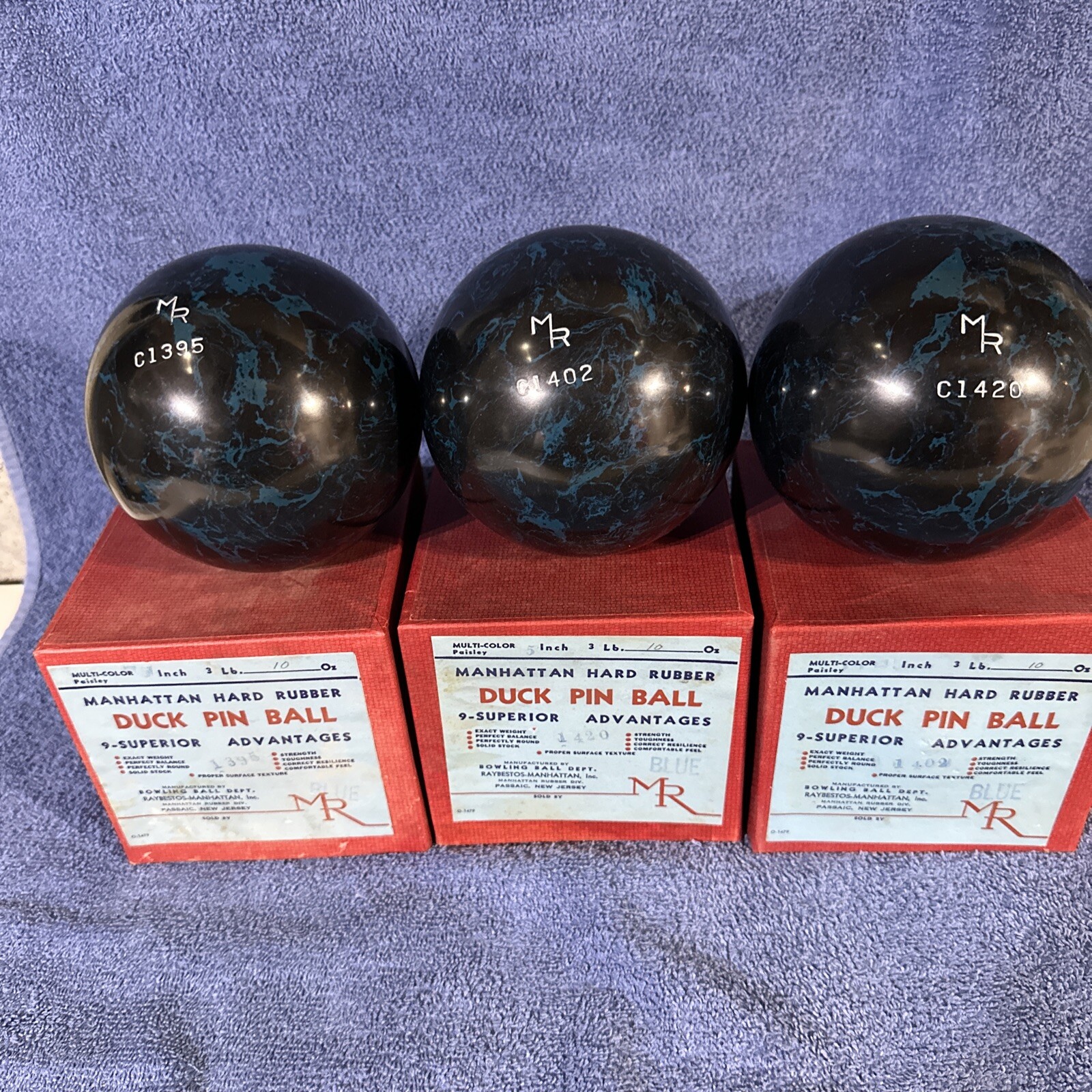 NEW OLD STOCK MANHATTAN HARD RUBBER DUCKPIN BOWLING BALLS DUCK PIN 1959-1963