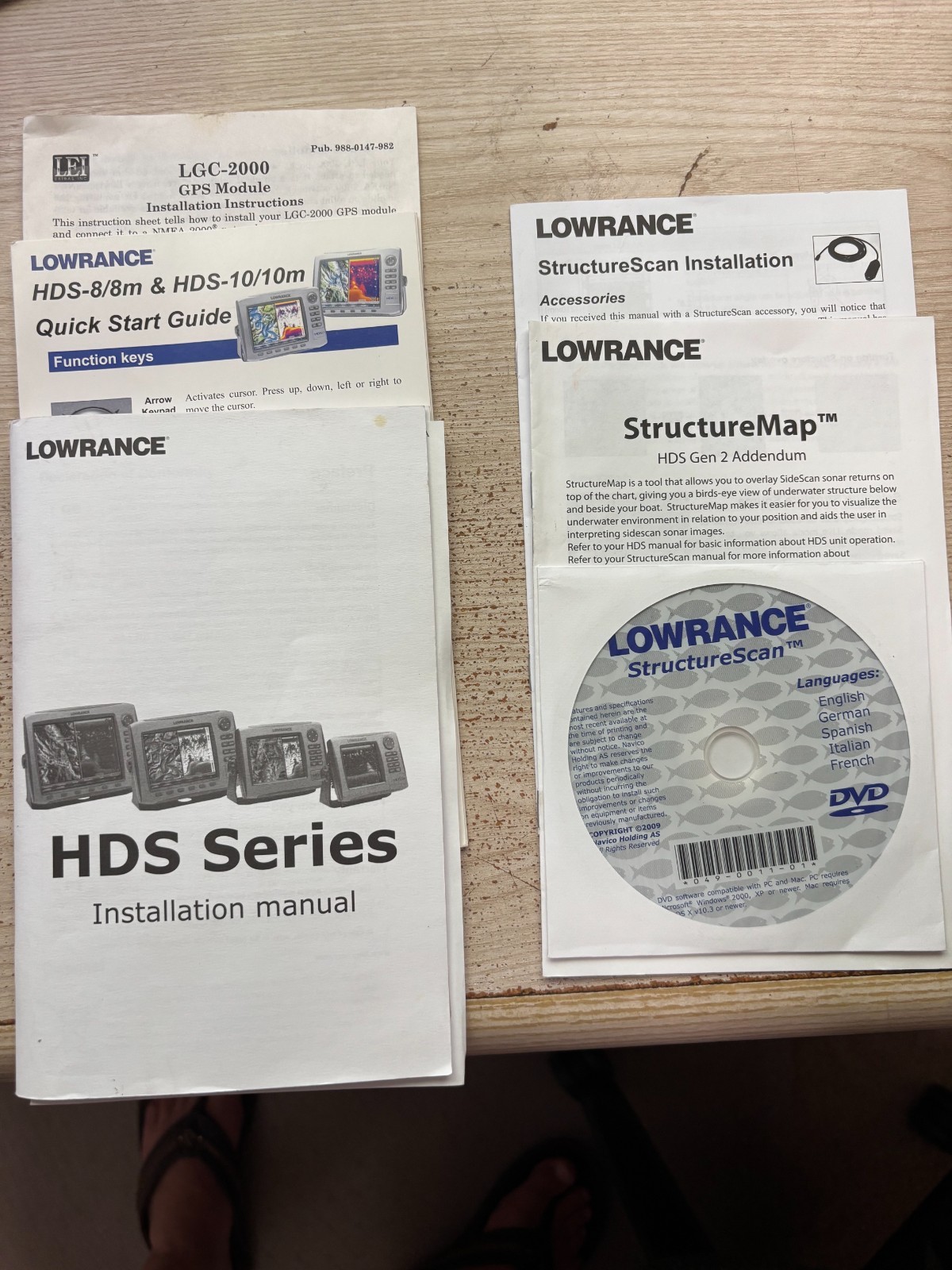 Lowrance HDS8 Gen 2 with LSS-1 Structure Scan Module + Transducer - complete
