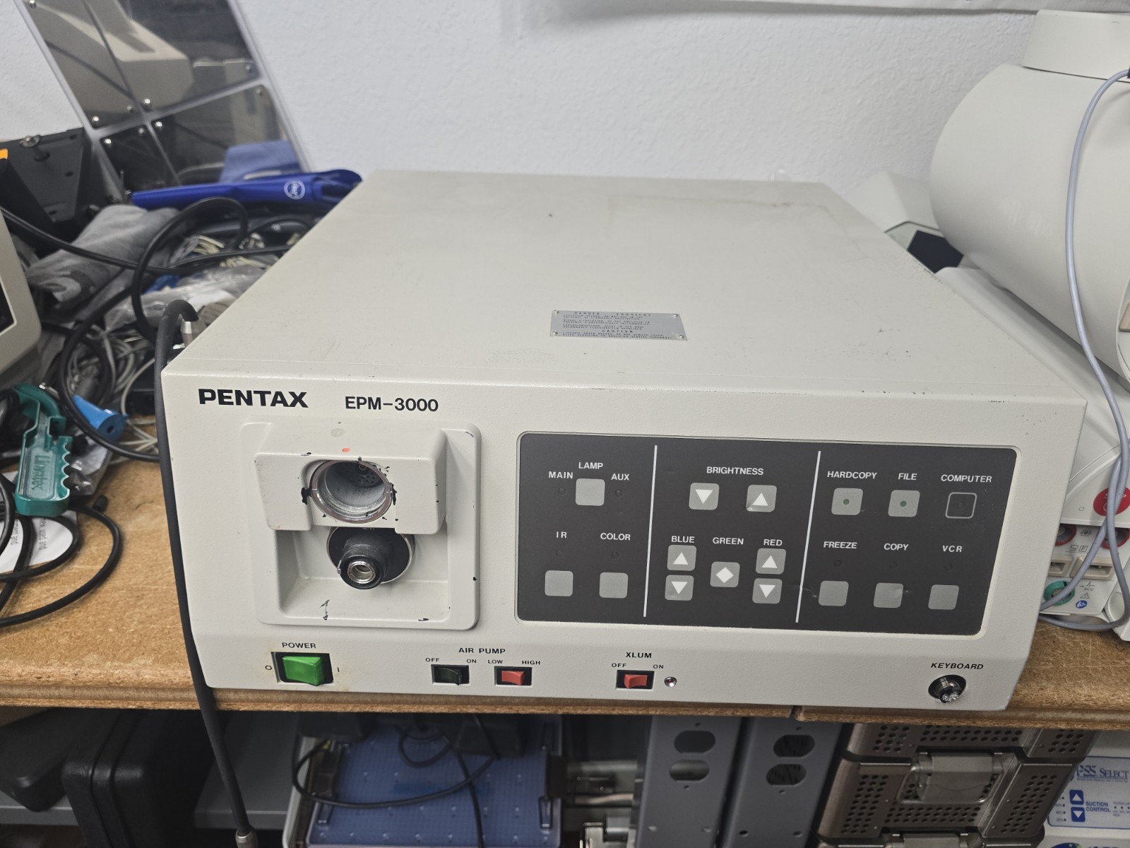 Pentax EPM-3000 ENDOSCOPIC Processor unit with water bottle, nothing more