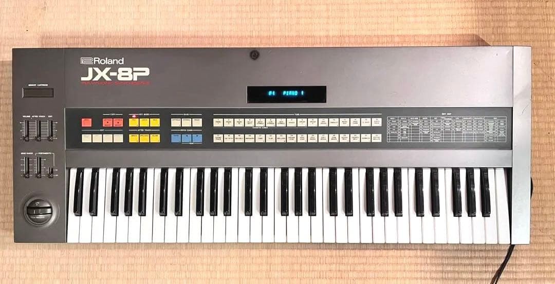 Roland JX-8P Analog Synthesizer 61 Keys MIDI w/ Hard Case Works Well Japan used