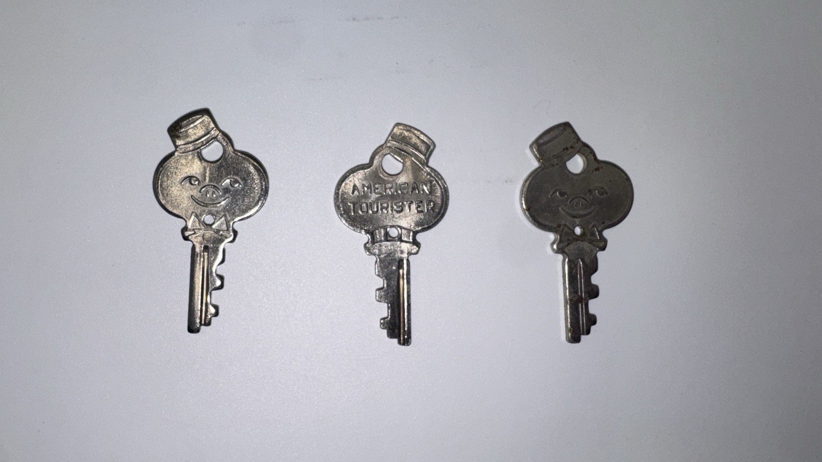 Vintage American Tourister Pig Face Luggage Keys Lot of 3 Suitcase Replacement