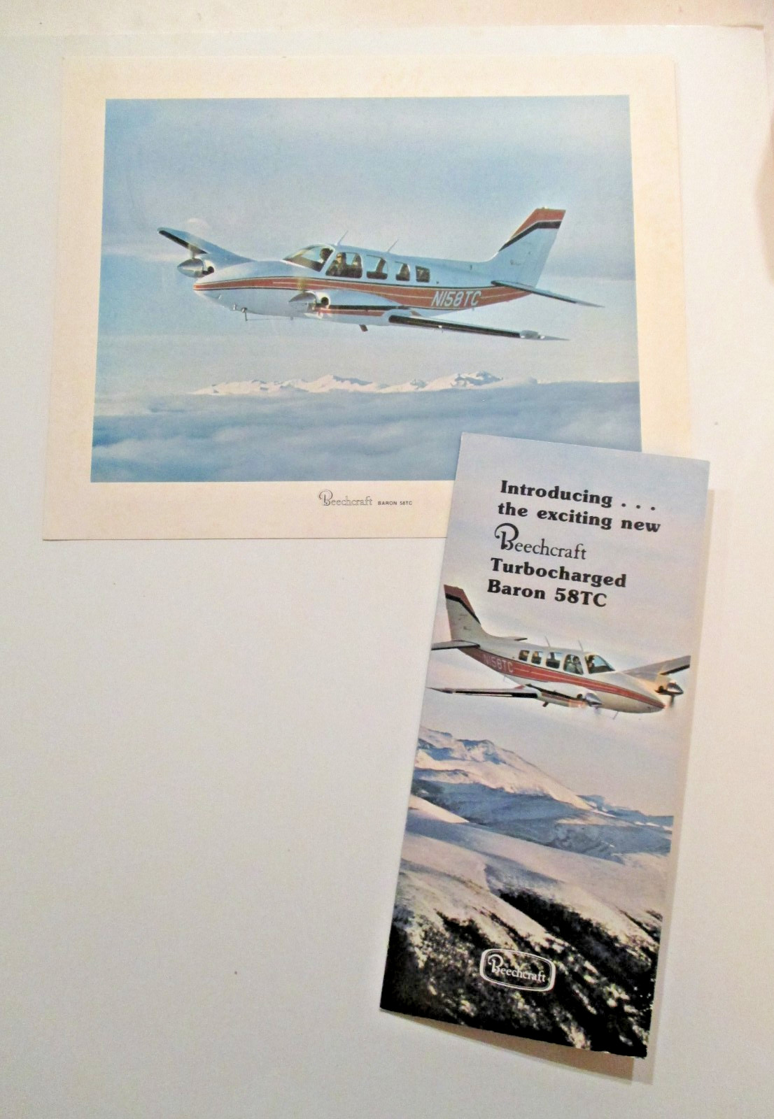 1975 1976 Beechcraft BARON 58TC Sales Pamphlet Brochure & Photo