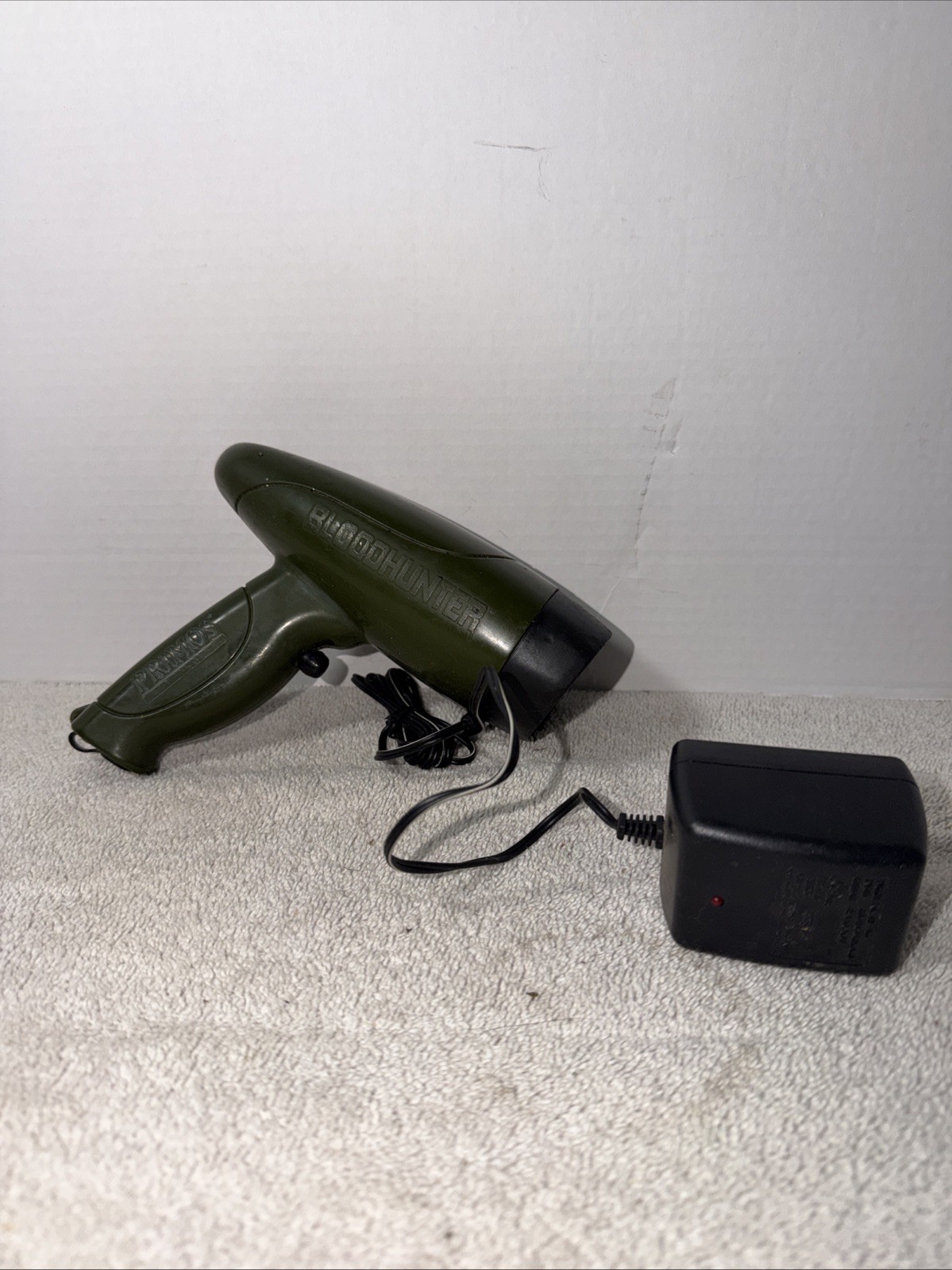 Primos Bloodhunter Rechargeable Blood Trailing Spotlight Model No. 61101