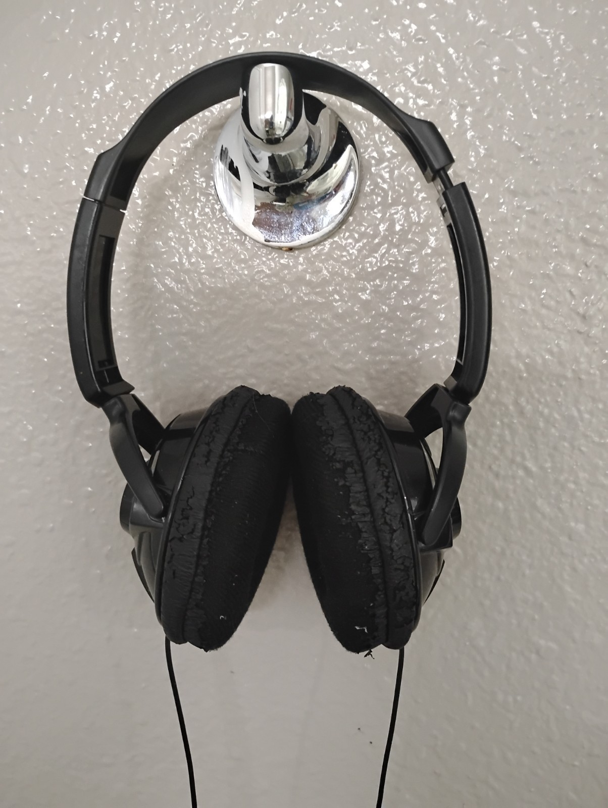 JVC HA-X580 Head Phones Extra Long Cord Over the Ear - Read**