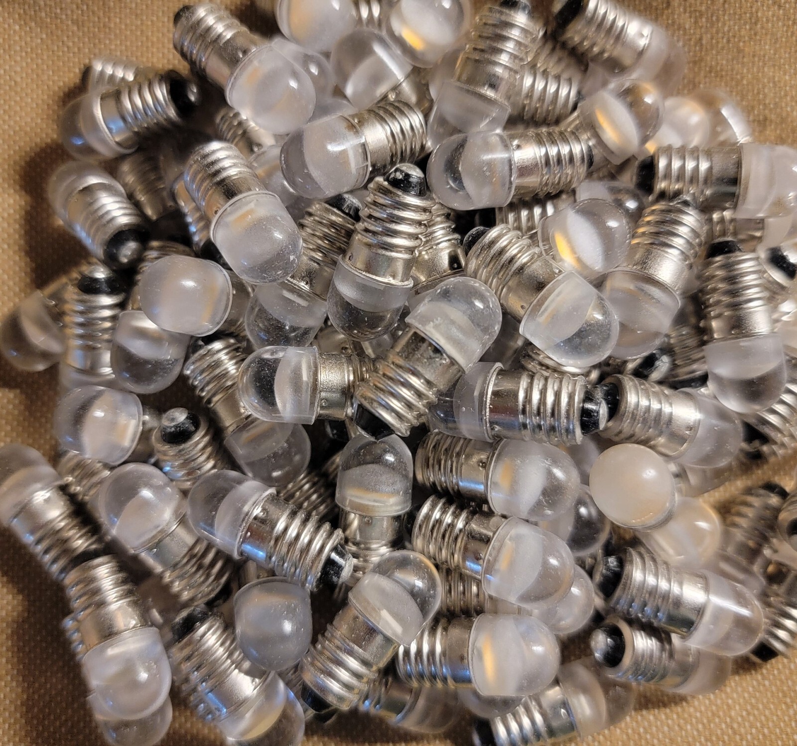 (25)WARM WHITE 6V 8V FROSTED LED SCREW BASE #40 & #46 LAMP Sansui  4000, 2000A,X