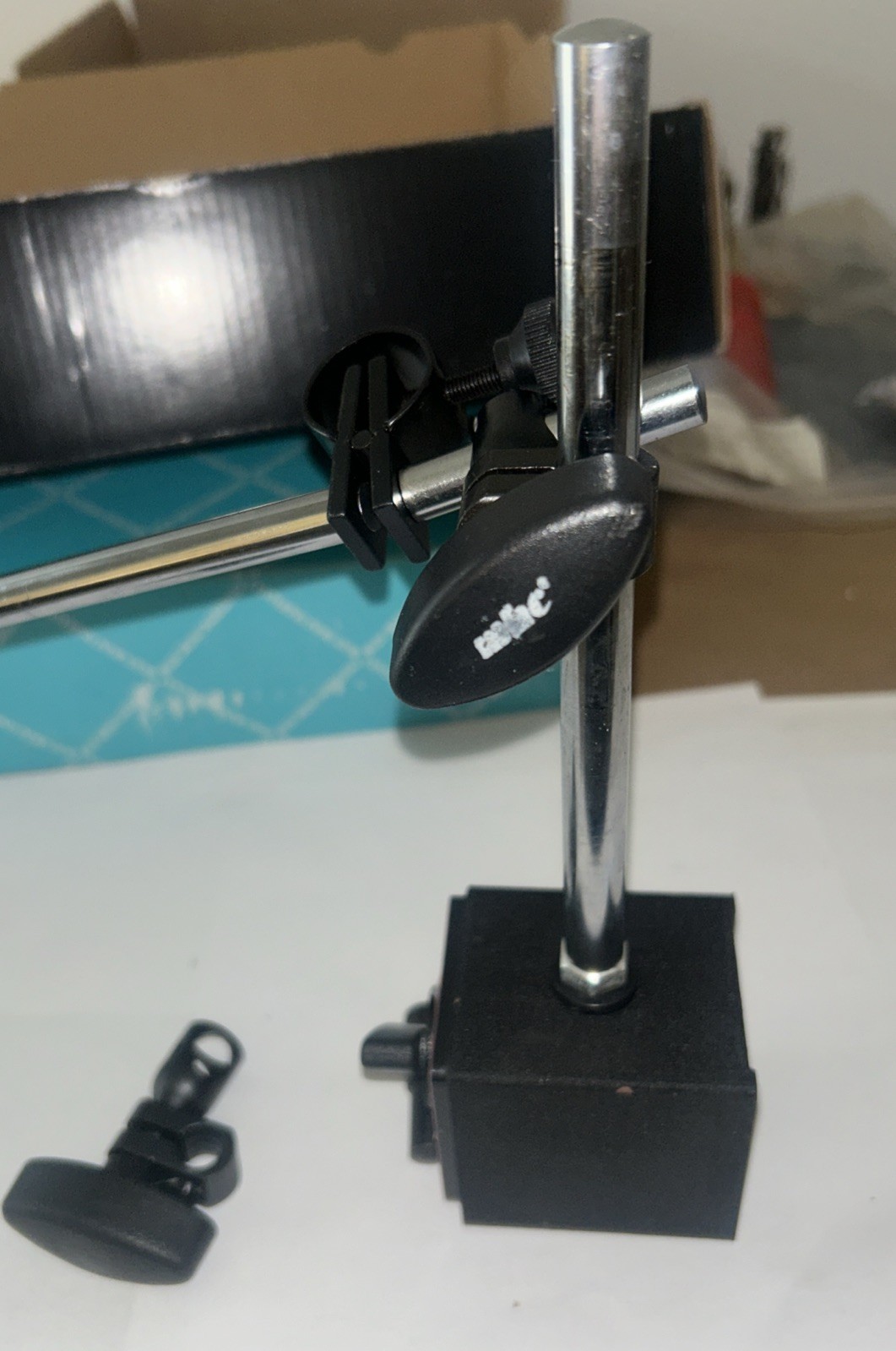 Magnetic Base Mhc