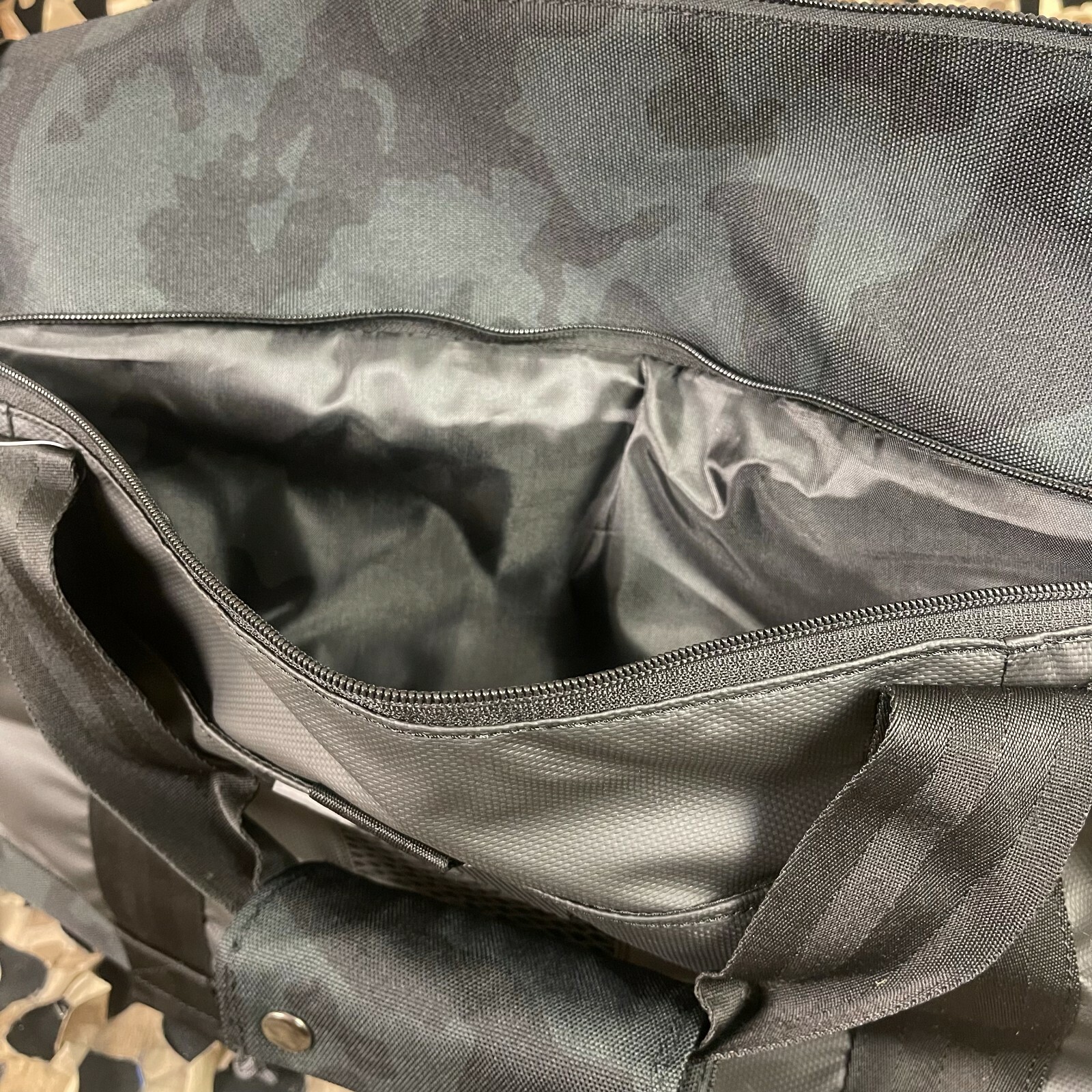 NEW Push Division 01 Duffle Bag - Black - Black