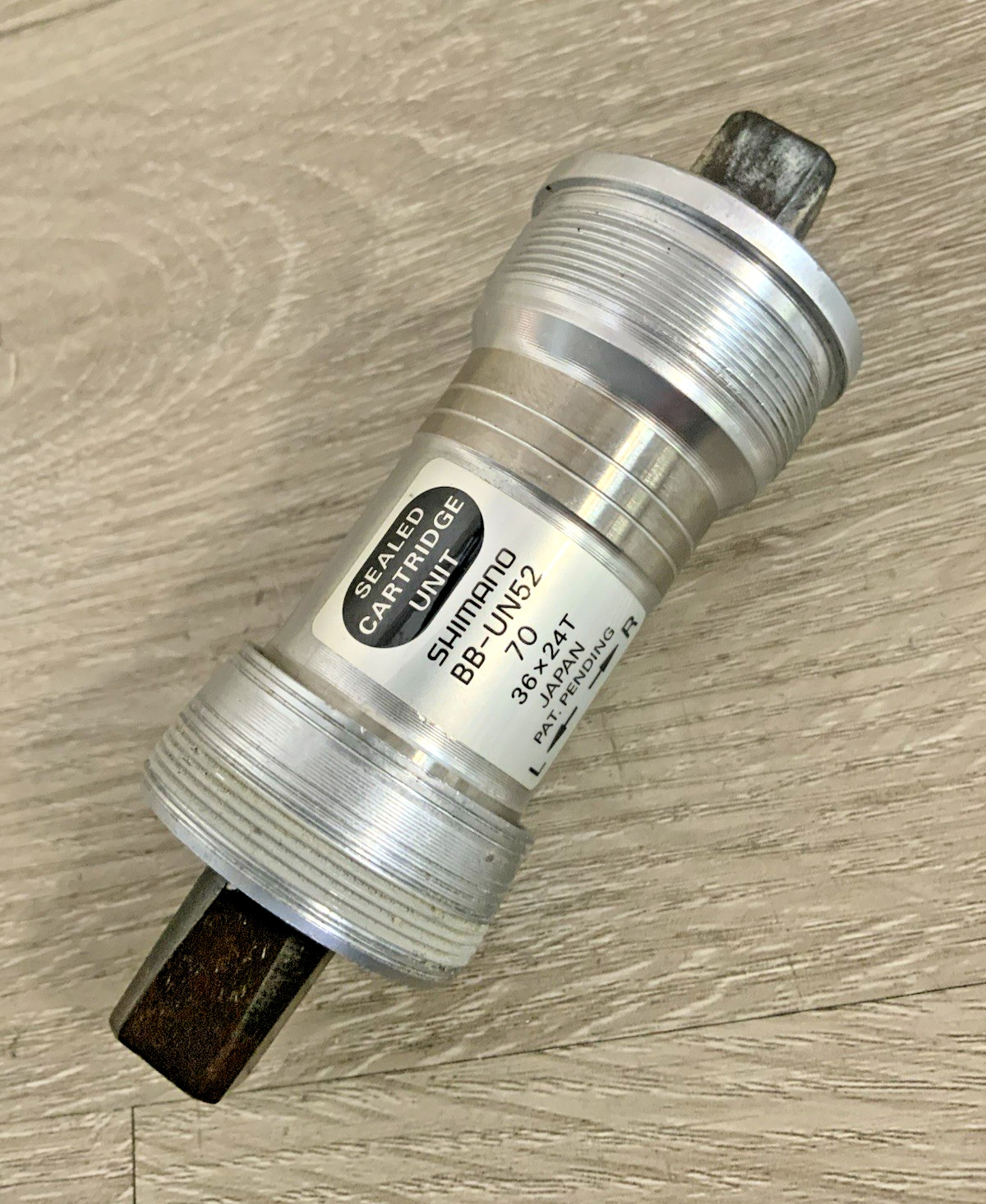 SHIMANO SEALED BOTTOM BRACKET ITALIAN 70-108 MM UN52 NEW