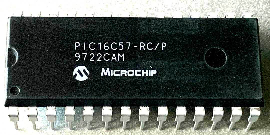 QTY 5 NEW MICROCHIP PIC16C57-RC/P MICROCONTROLLERS  ***FREE SHIPPING FROM USA***