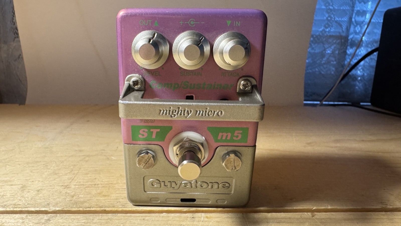 GuyaTonE ST-M5 Vintage Compressor