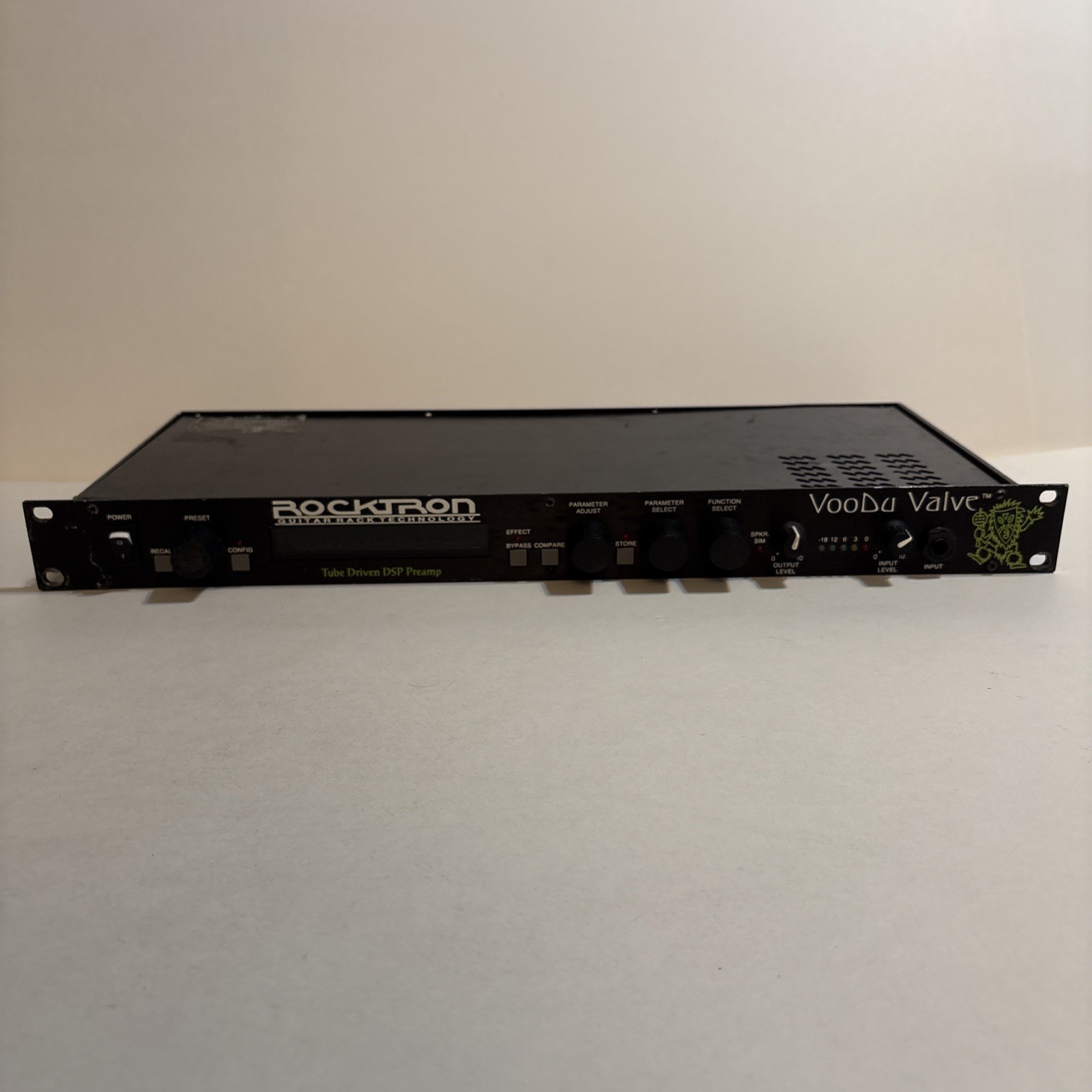 Rocktron Voodu Valve Guitar Rack Technology Tube Driven DSP Amp, No Power Supply