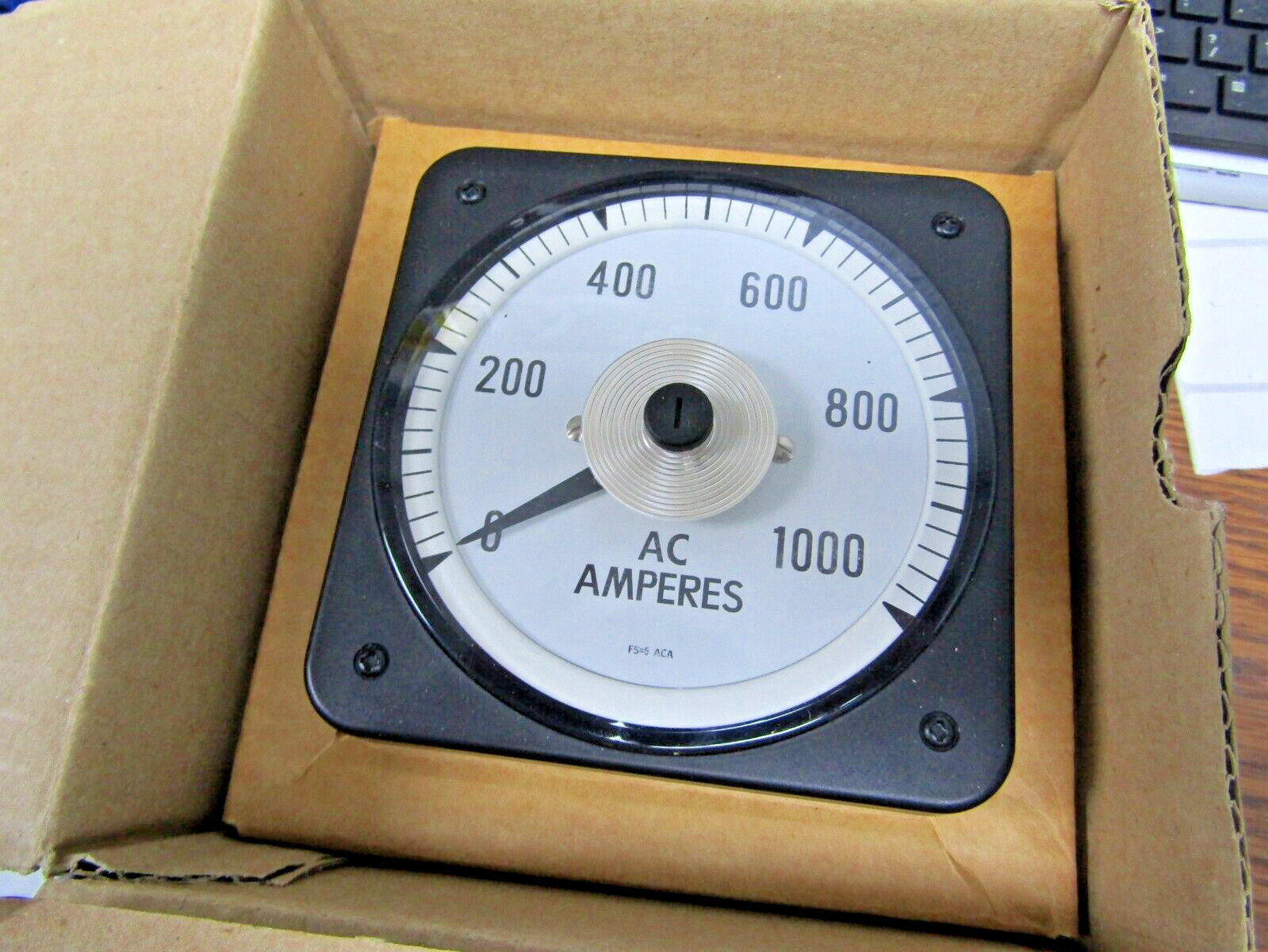 ✌ NEW CROMPTON 077-05FA-LSRX-C6 INPUT 0-5AAC SCALE 0-300ACC NIB