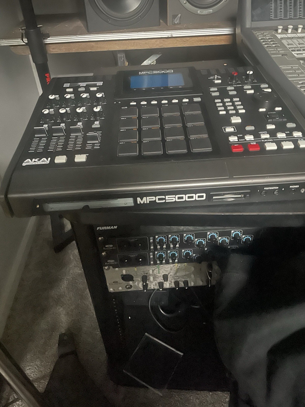 Akai MPC5000 Music Production Center Sampler Drum Machine