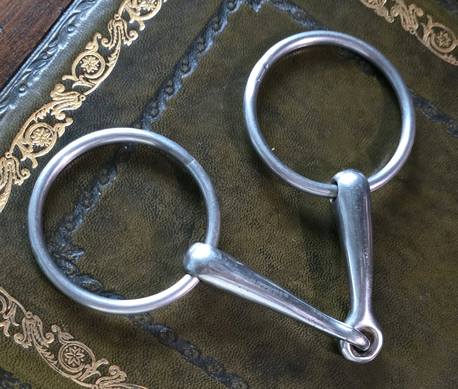 Korsteel  O Ring Snaffle Horse Bit 5.”  Loose Ring Measures 2 1/2" VG Cond.