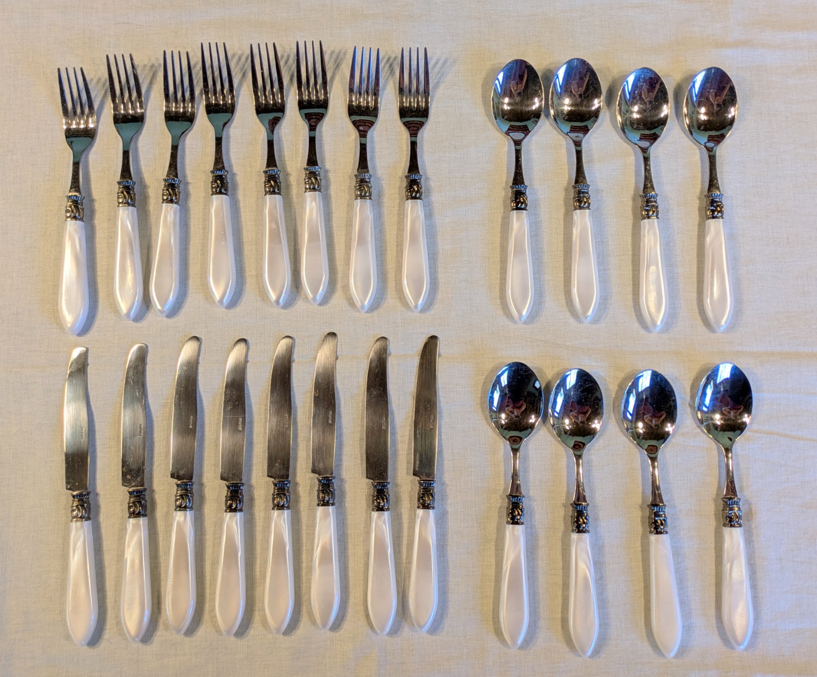 24 Pc - MURVAL Stainless 18/8 Pearlized Oyster/White Acrylic Handle Flatware