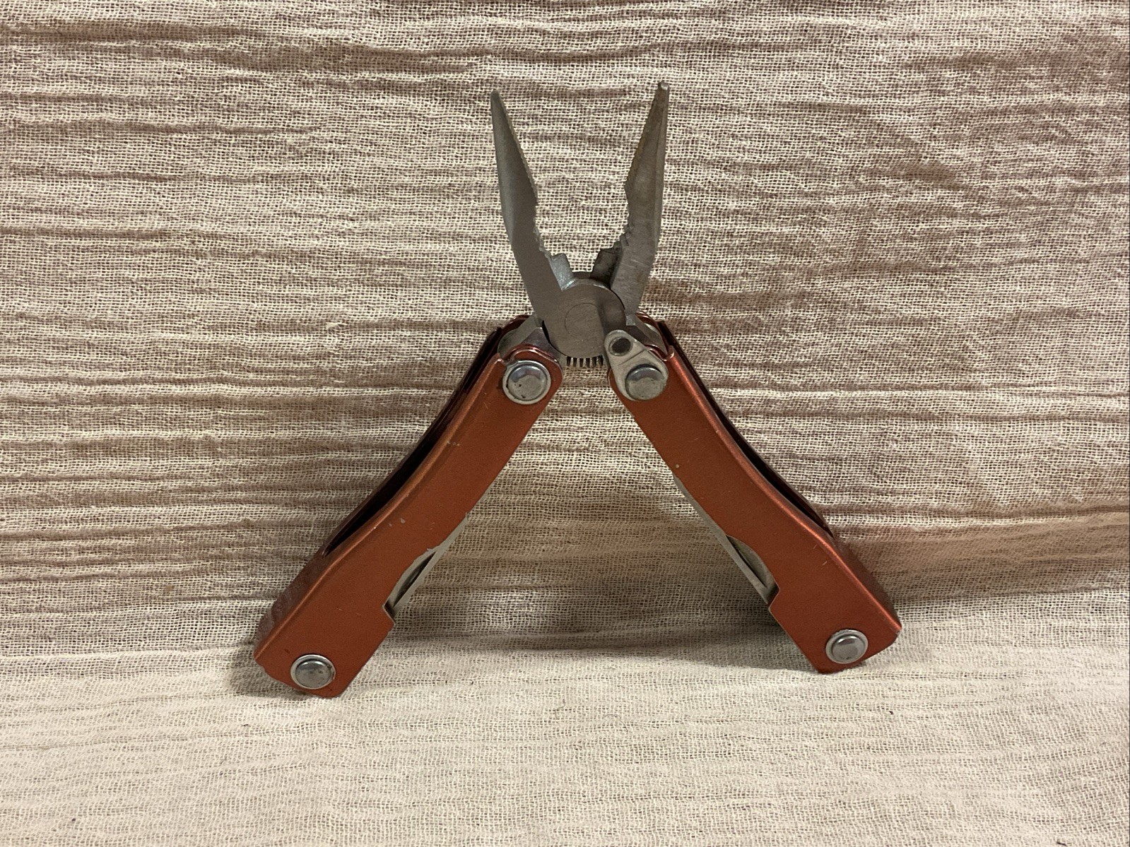 9 Tool Multi Tool Pliers