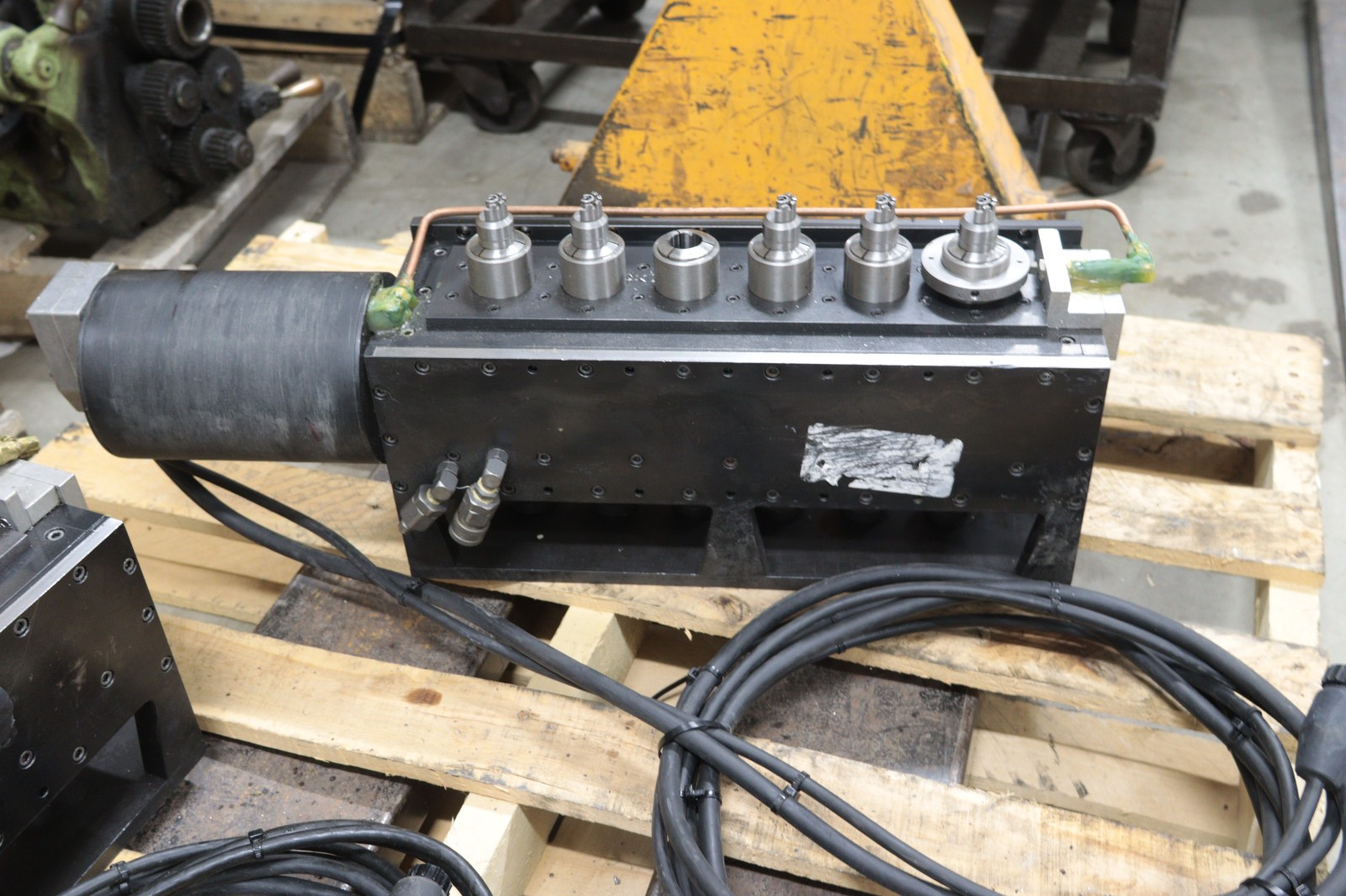 HAAS 5C ROTARY INDEXER 6 STATION BEERE TOOL HYDRAULIC COLLET CLOSER