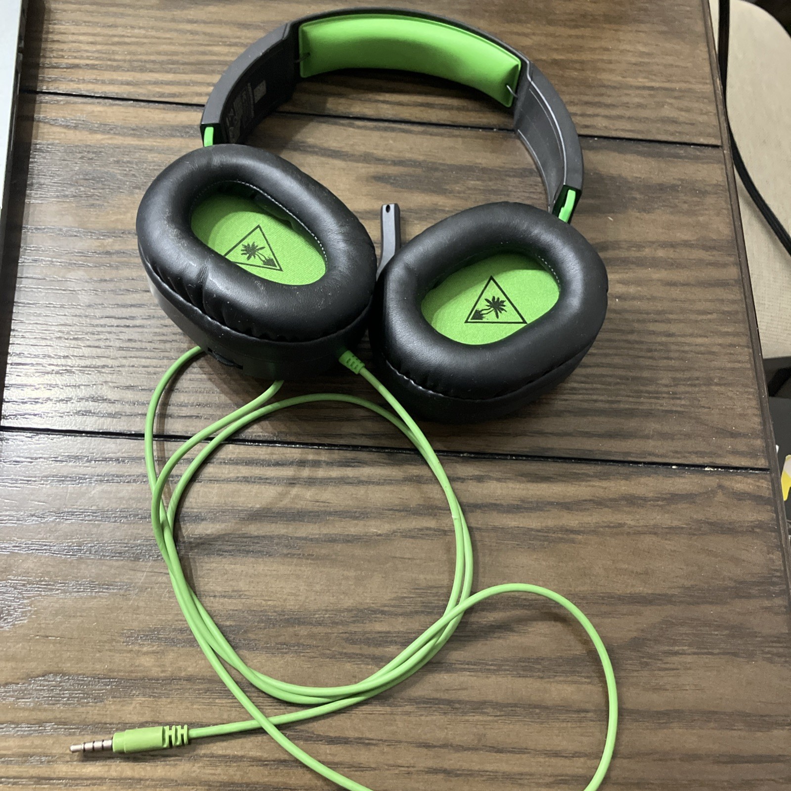 USED Turtle Beach Ear Force Recon 70x Wired Gaming Headset Black/GREEN FREE SHIP