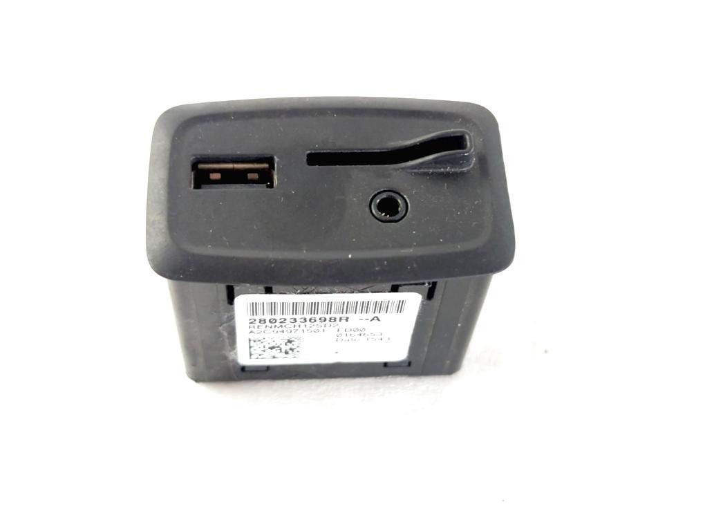 280233698R RENAULT CAPTUR 1.5 D 66KW 5P USB SD CARD INPUT PORT (2015) SPARE PARTS