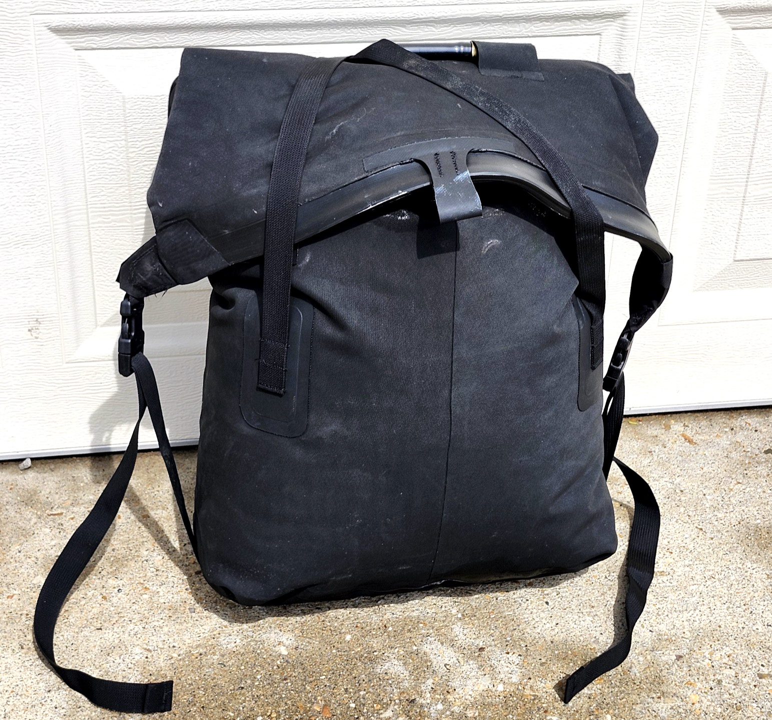 Watershed Zip Dry SOF Waterproof Bag System MEDIUM UTILITY DRYBAG Black w/ Liner