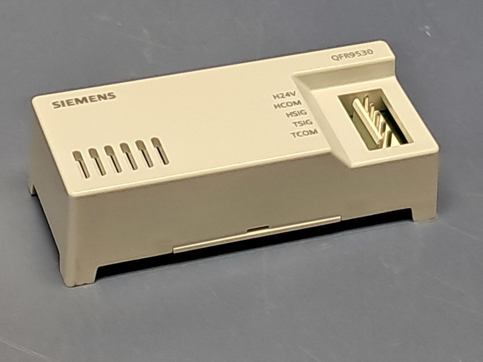 Siemens - Humidity + Temp Sensor - Part# QFR9530