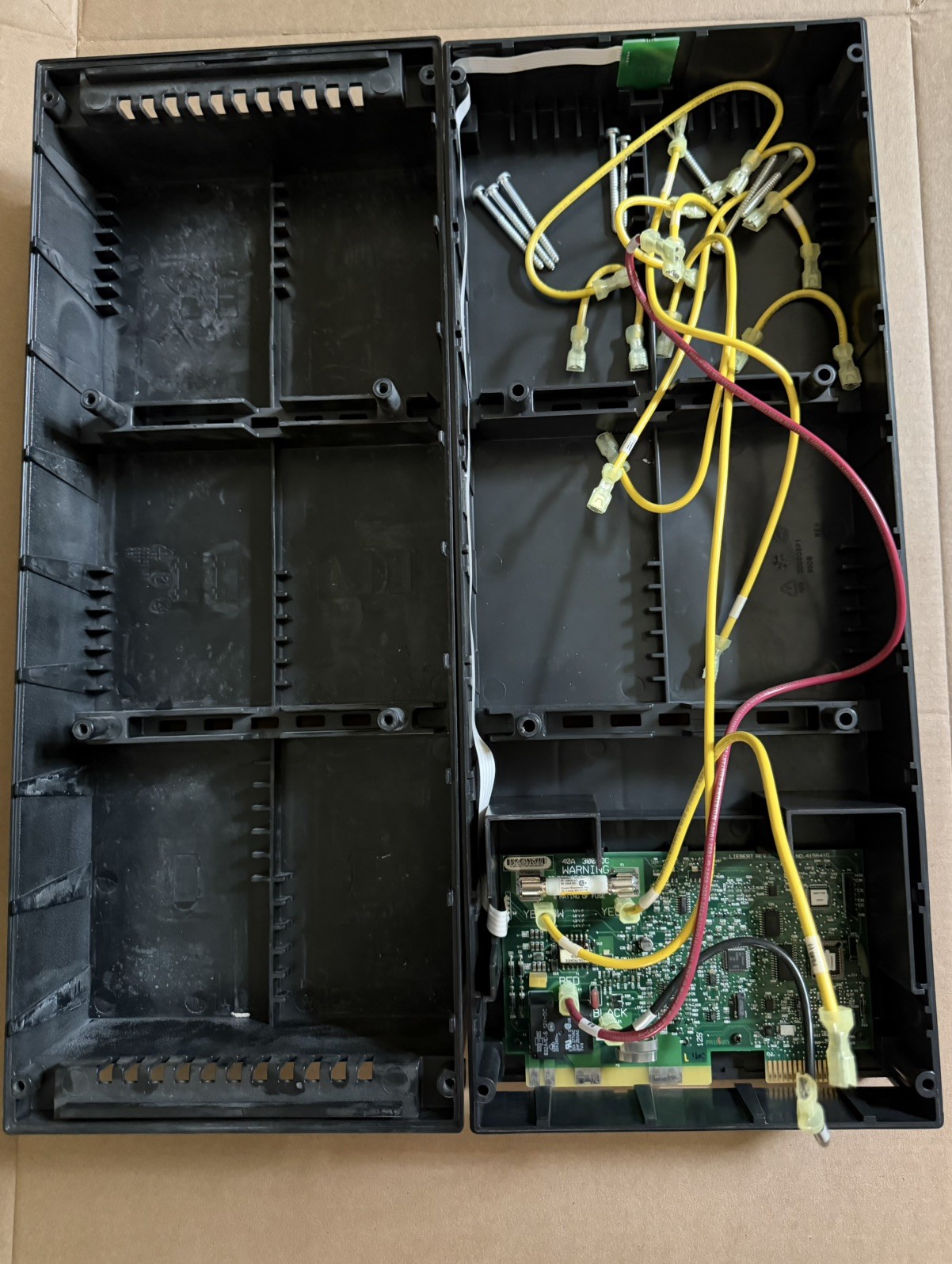 Empty Liebert Nfinity 200544G2 Battery Module, NBATTMOD, Ready for new batteries