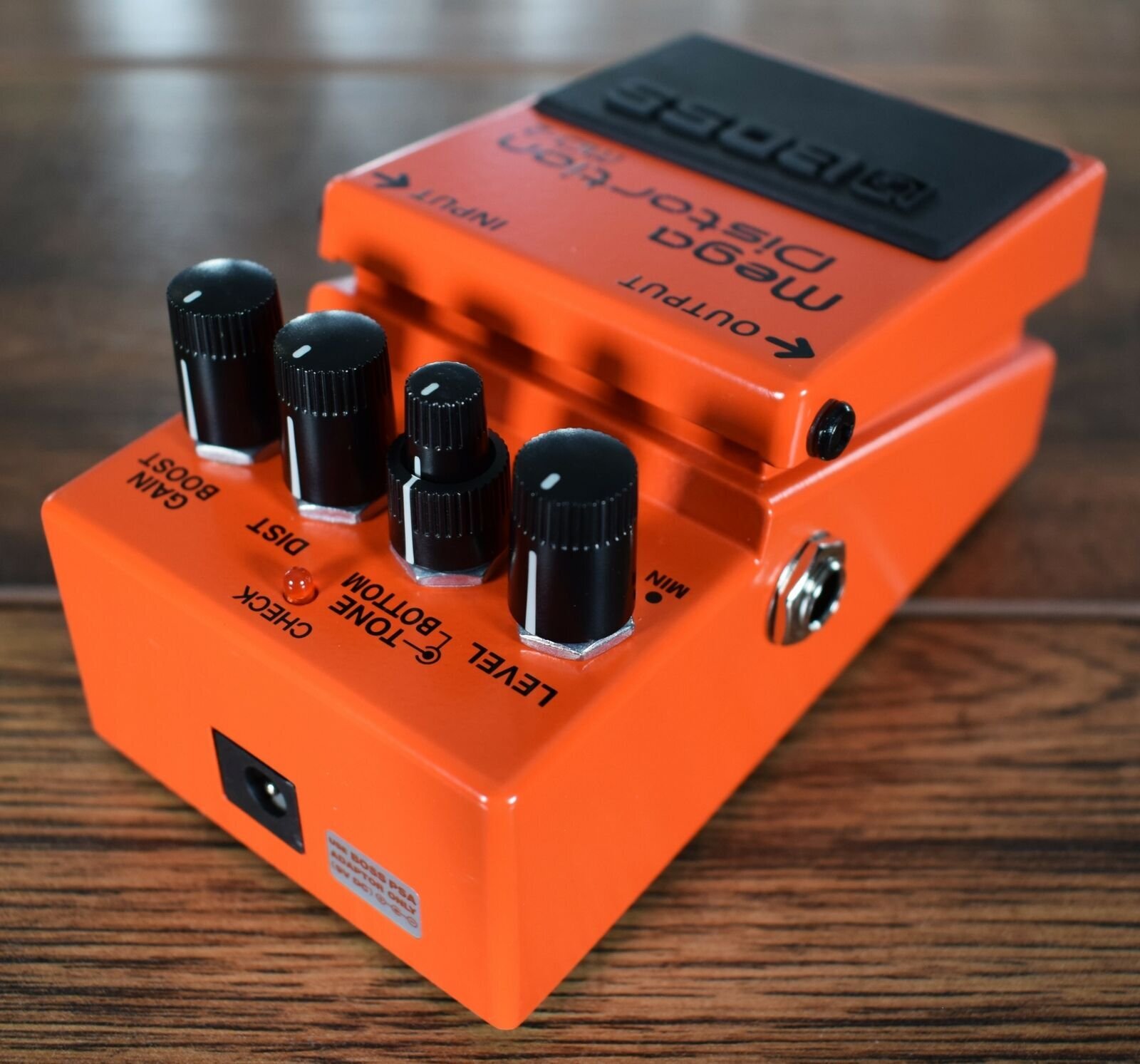 Boss MD-2 Mega Distortion Guitar Effect Pedal