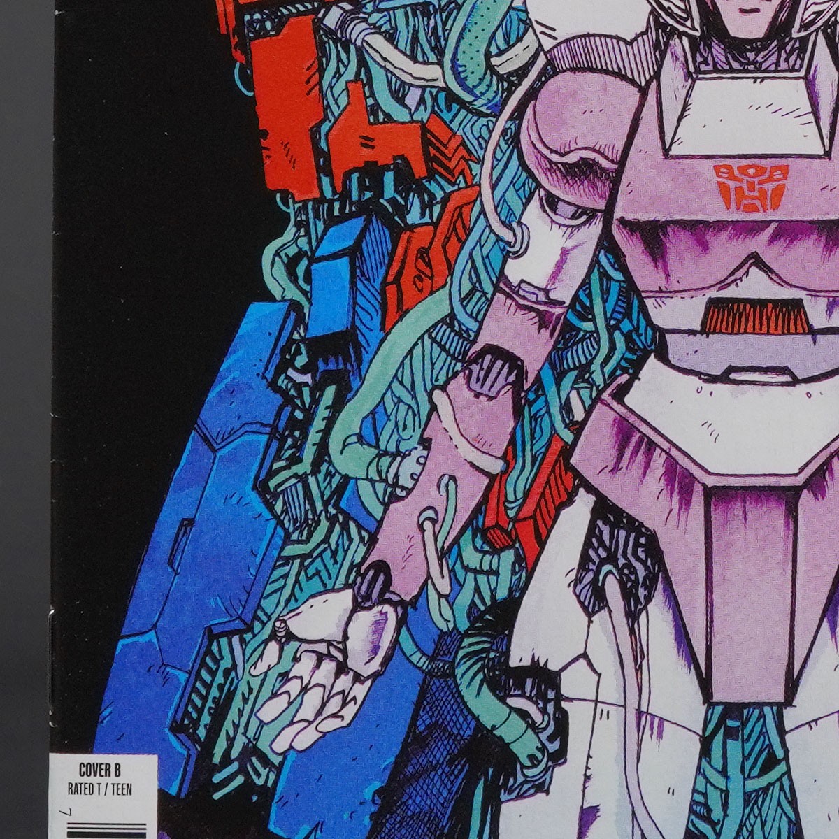 TRANSFORMERS #28 Cvr B Image Comics 2026 28B (CA) Johnson (W) Kirkman (A) Mora