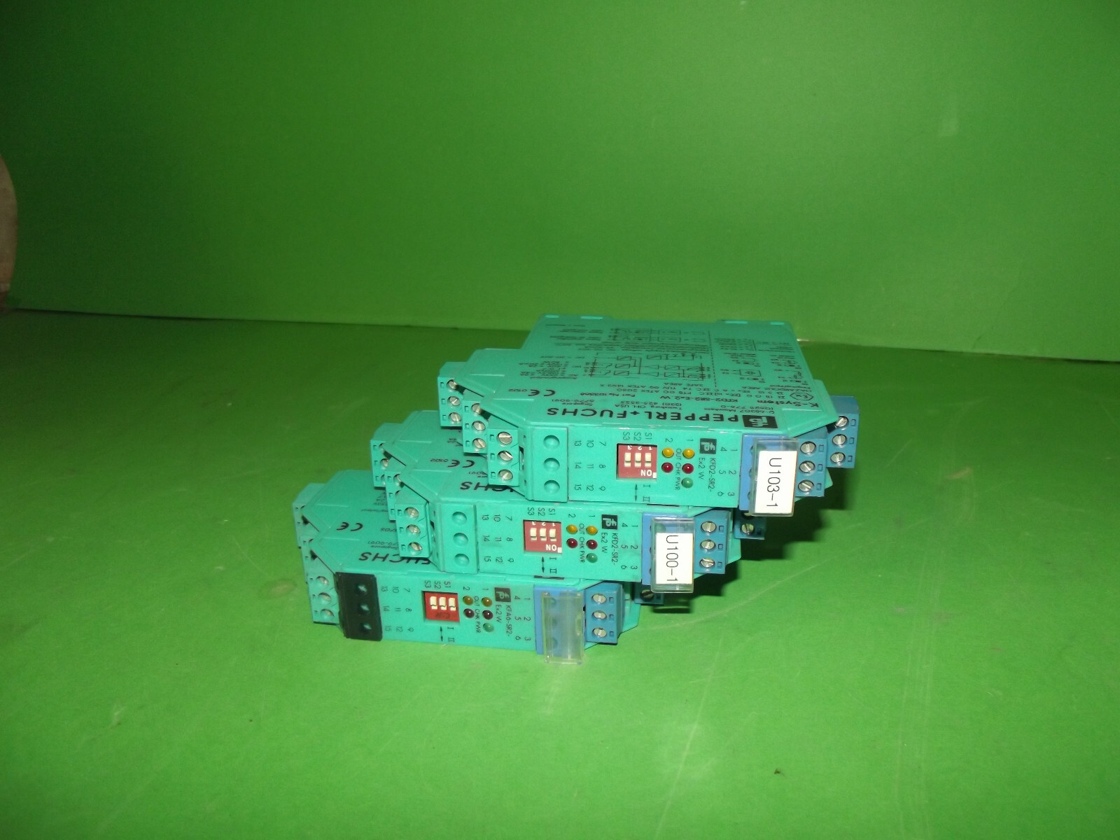 SET (3 pcs.)PEPPERL+FUCHS K-System KFA6-SR2-Ex2.W