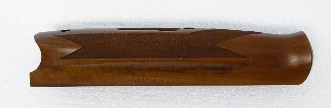 LS2352 Weatherby 12ga Forend, Model SSC with Oil Finish and Round Nut