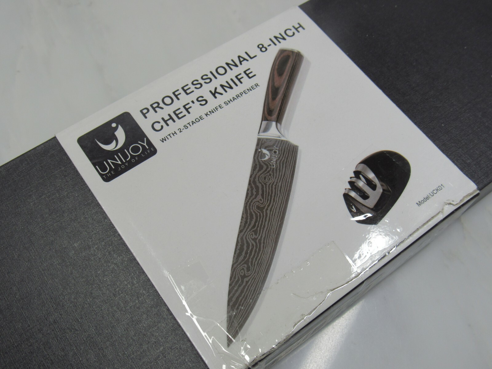 DURABLE HIGH QUALITY UNIJOY 8" CHEF'S KNIFE - ULTRA SHARP WITH KNIFE SHARPENER