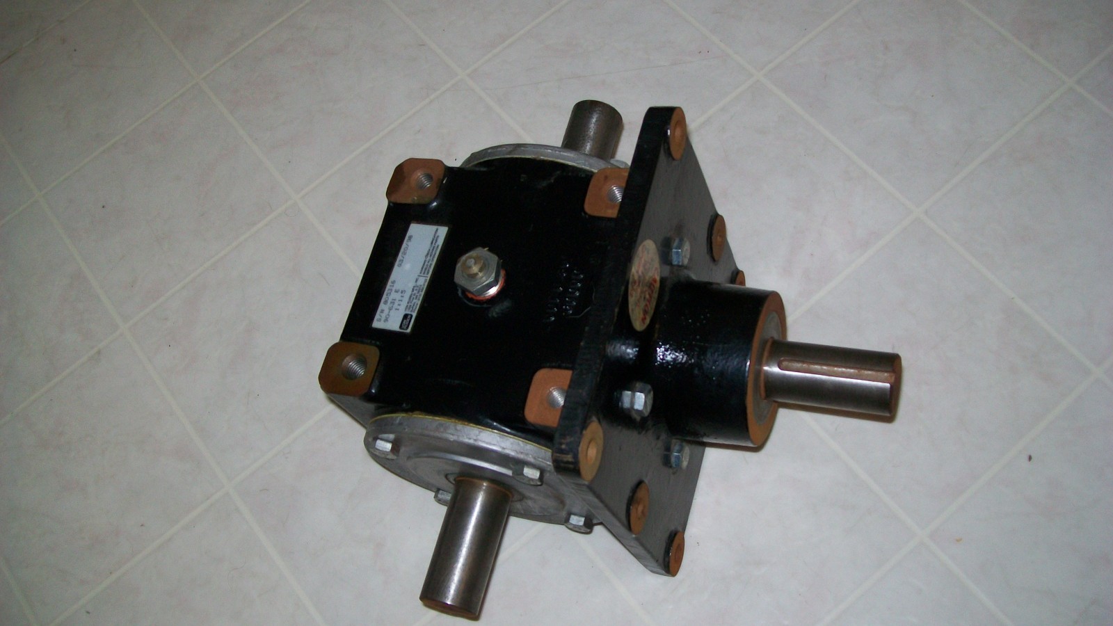Didde, Von Ruden gearbox model 90-631, 1:1.5 ratio, 1 1/4" shafts