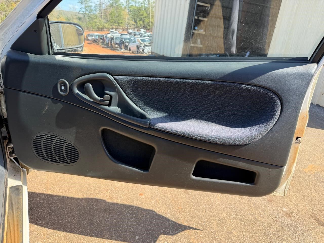 CAVALIER 1998 Horn 104965289