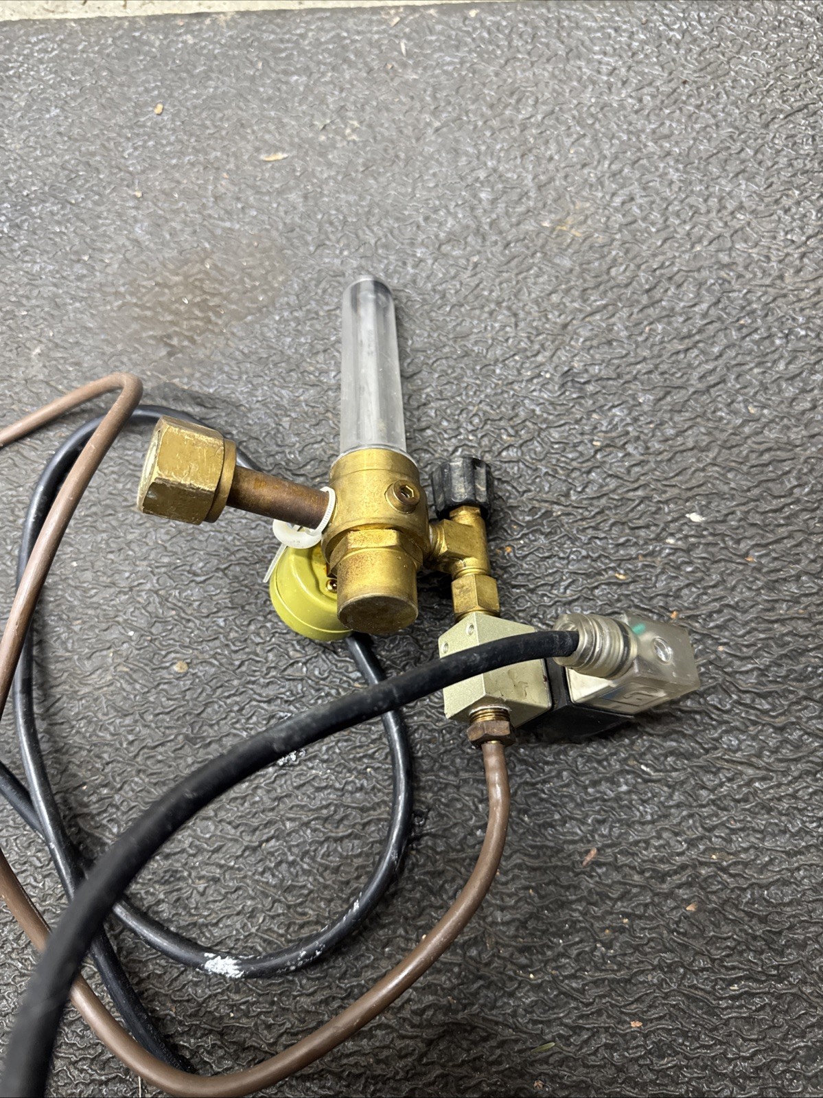 Titan Controls CO₂ Regulator - Compatible with Titan Controls CO₂ Controllers